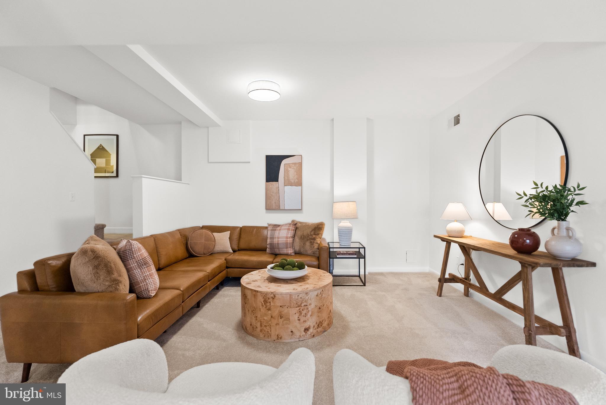 BURNING TREE MANOR - Residential