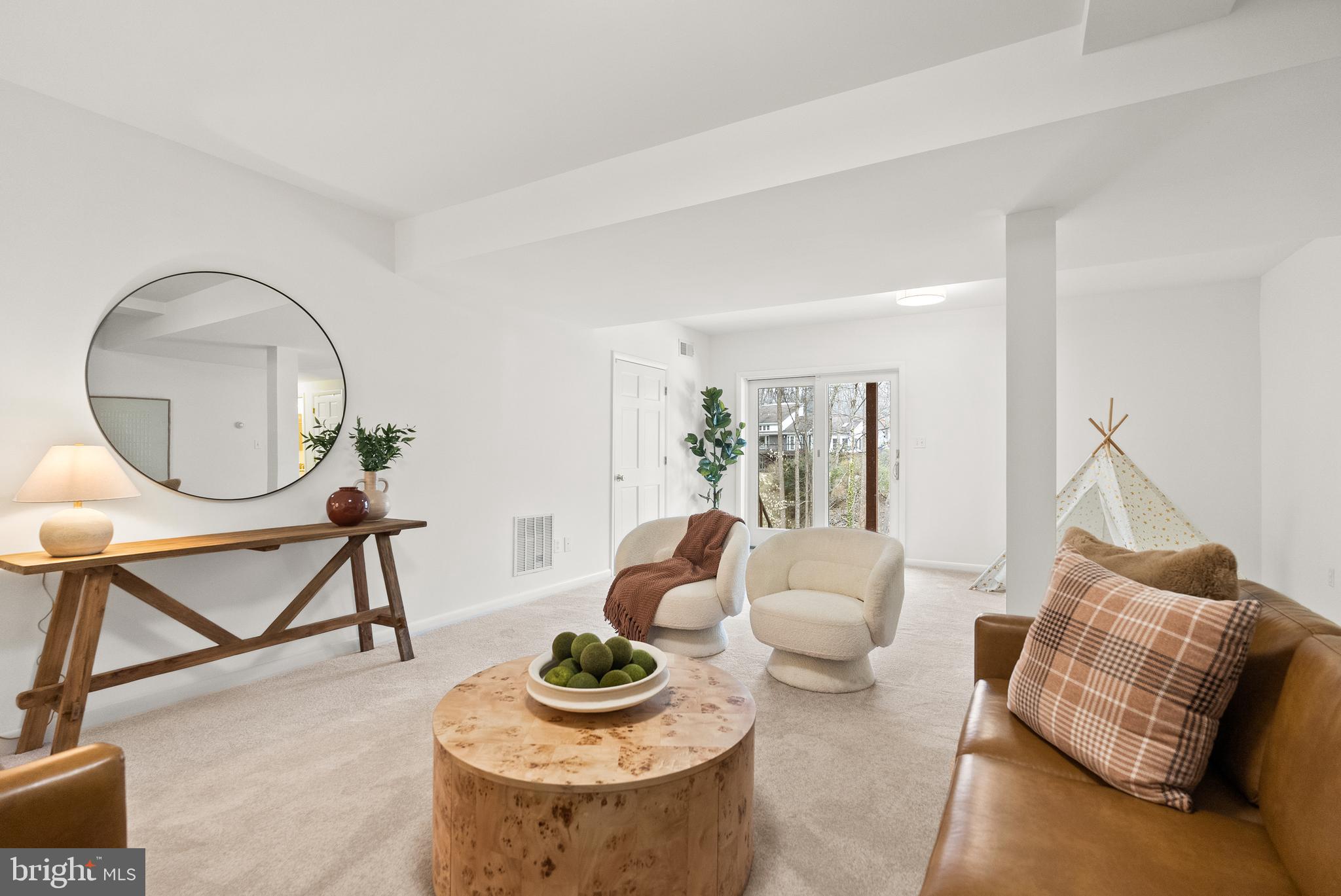 BURNING TREE MANOR - Residential