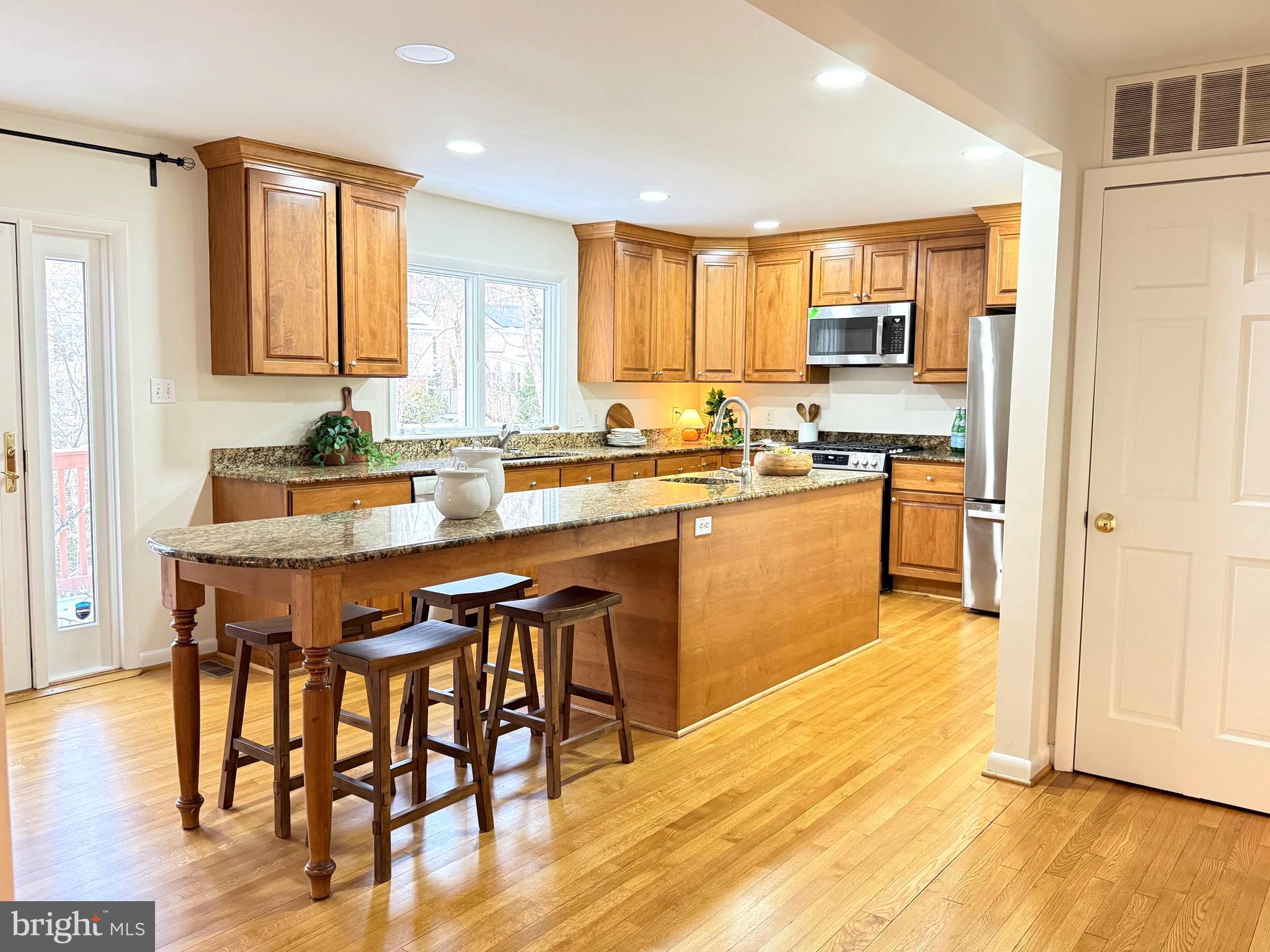 BURNING TREE MANOR - Residential