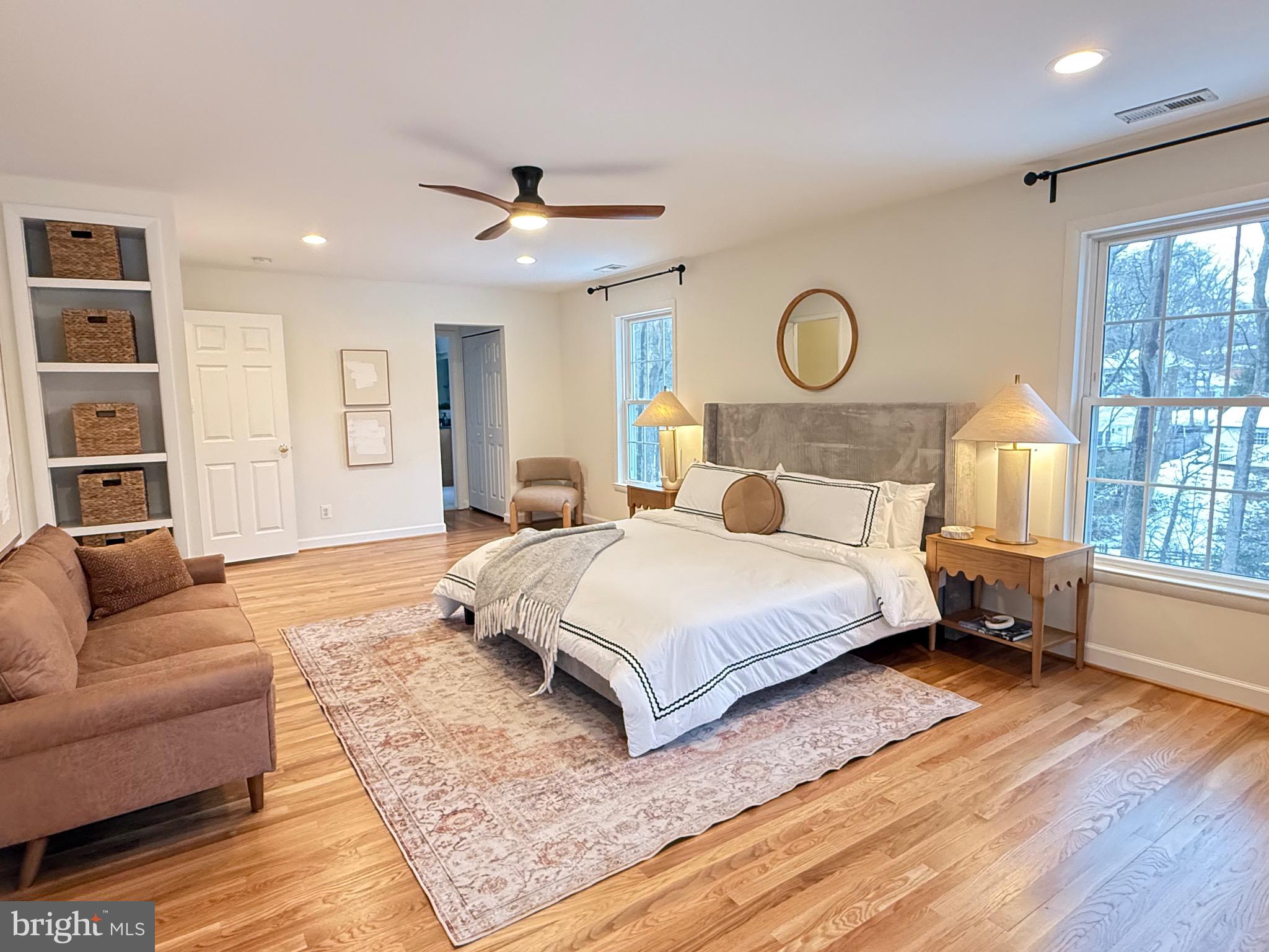 BURNING TREE MANOR - Residential