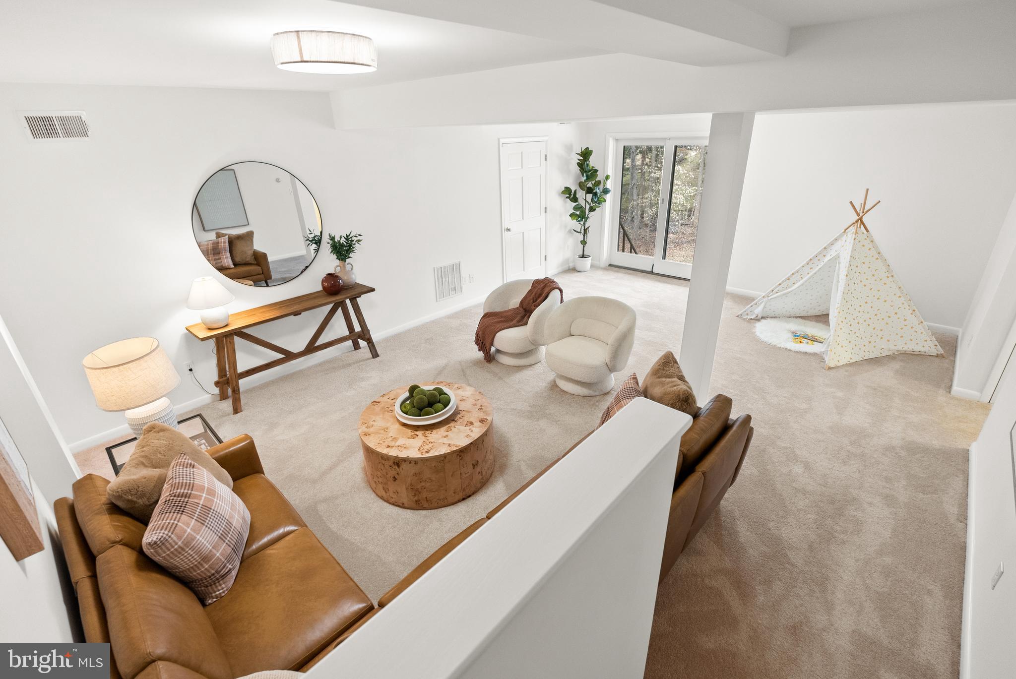 BURNING TREE MANOR - Residential