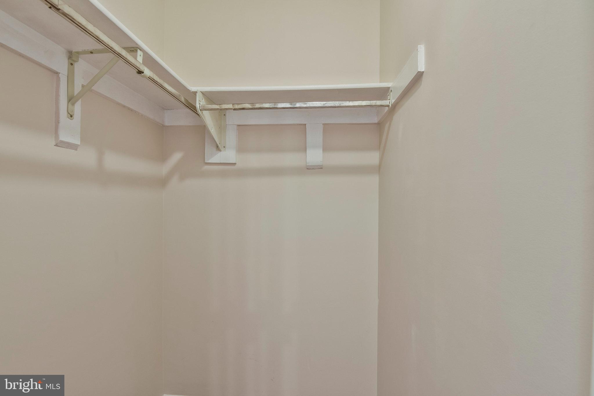 FOX CHAPEL AT TUDOR KNOLLS - Residential