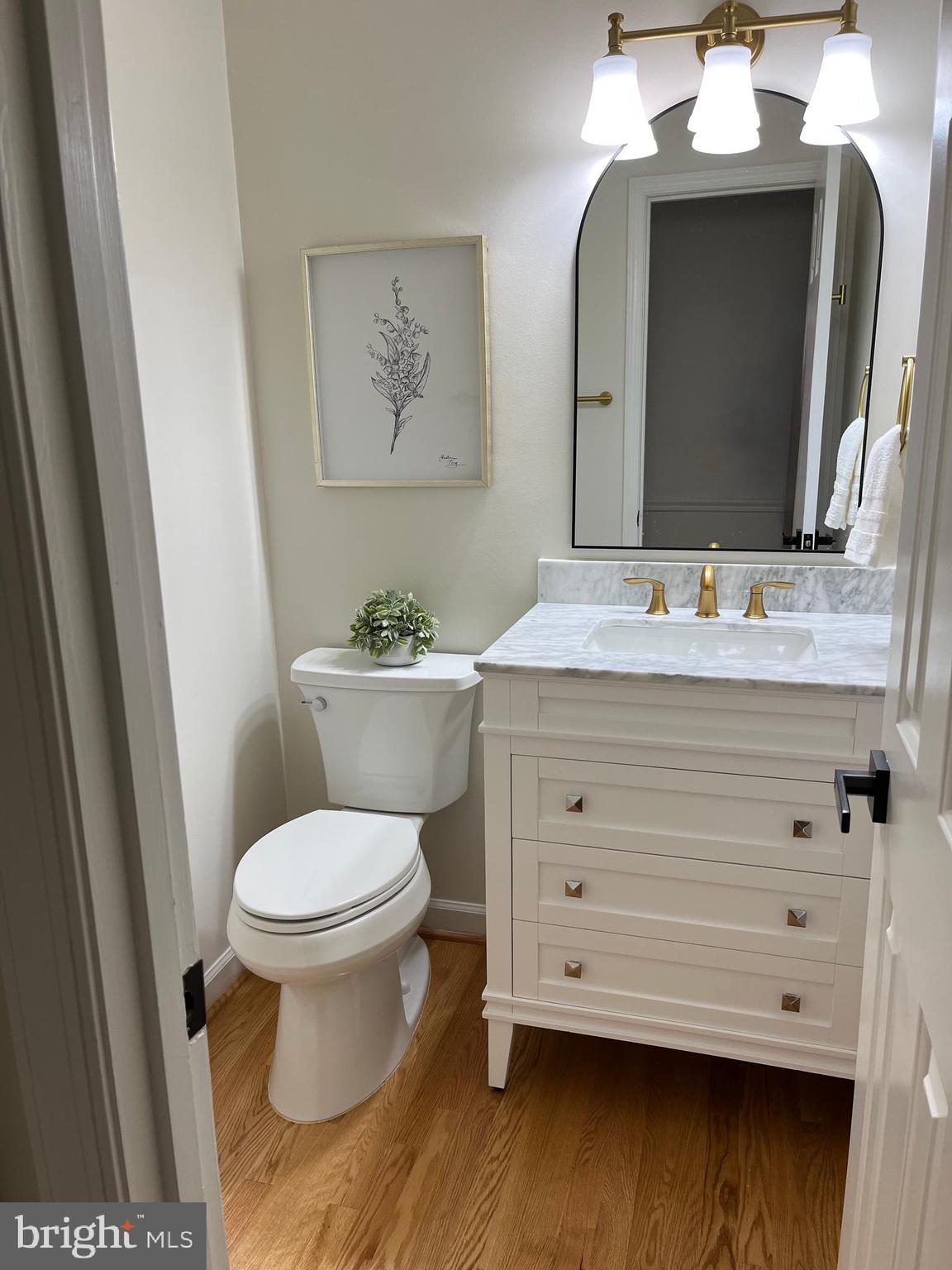 MANTUA - Residential