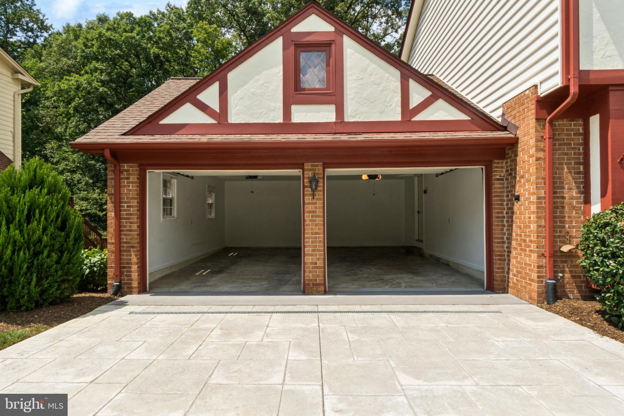 MANTUA - Residential