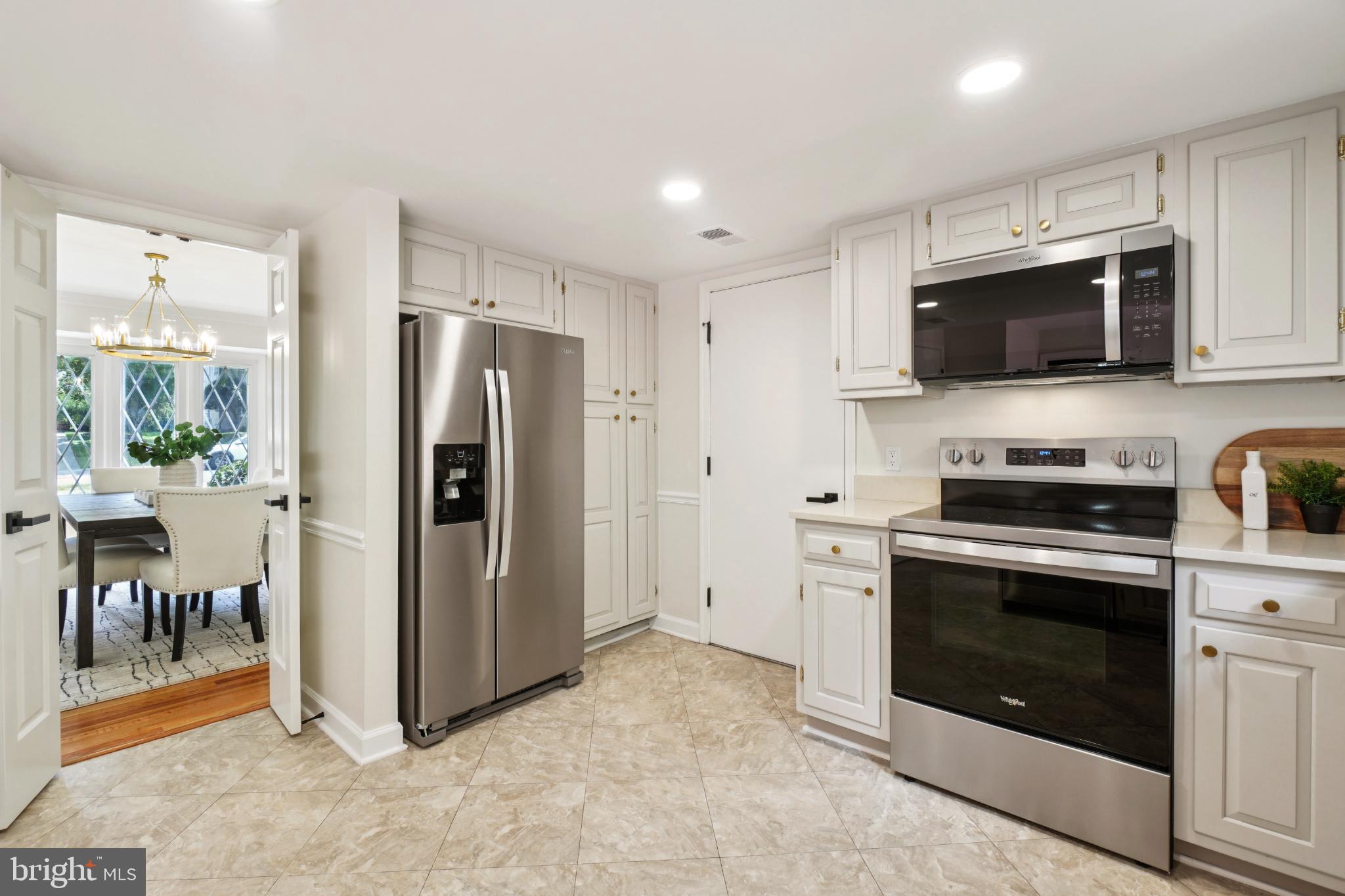 3914 BENTWOOD COURT