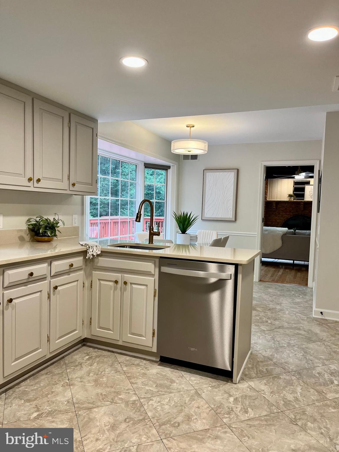 MANTUA - Residential