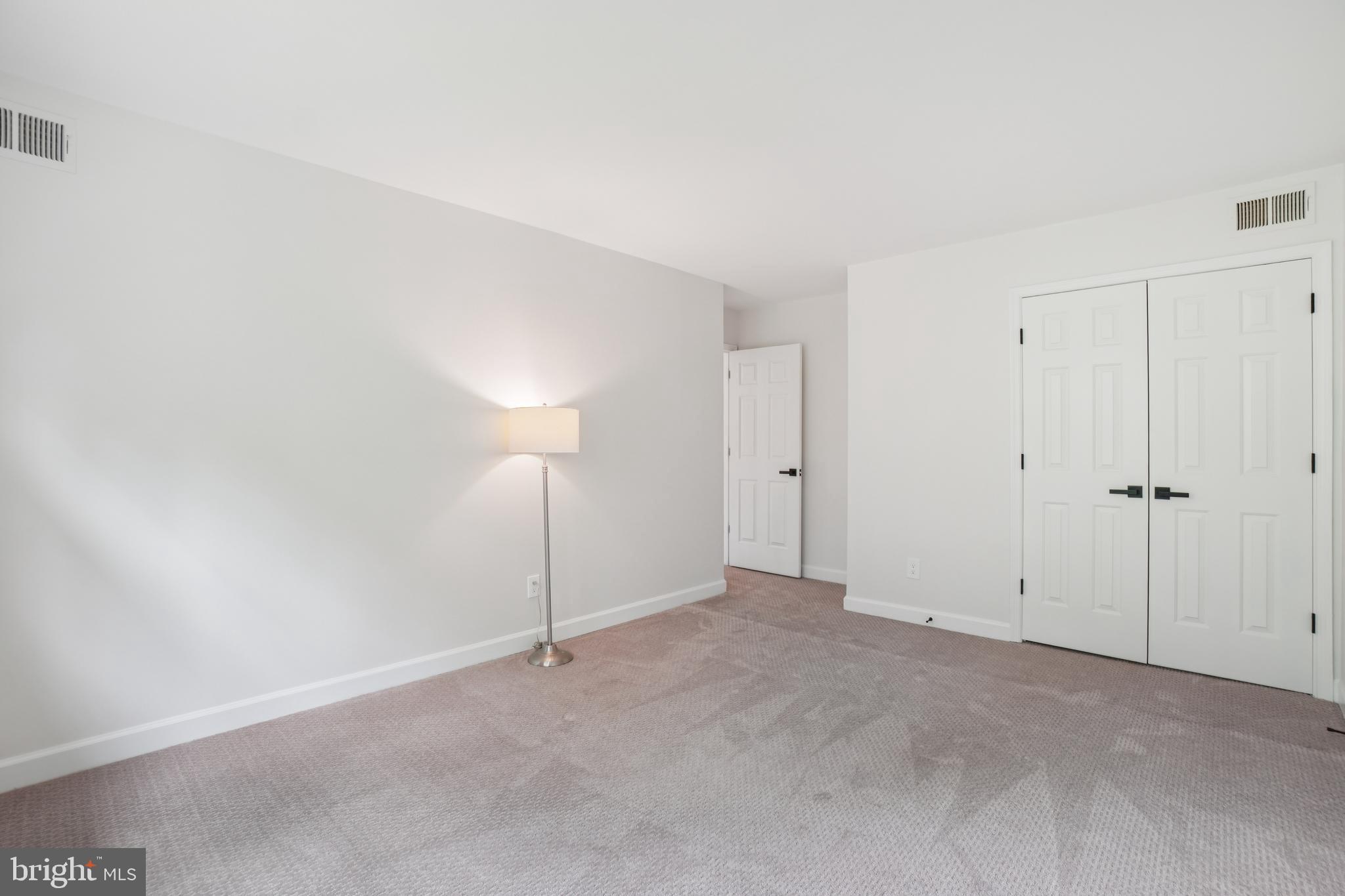 MANTUA - Residential