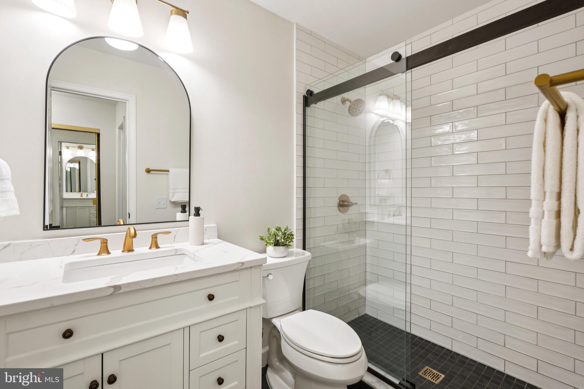 MANTUA - Residential