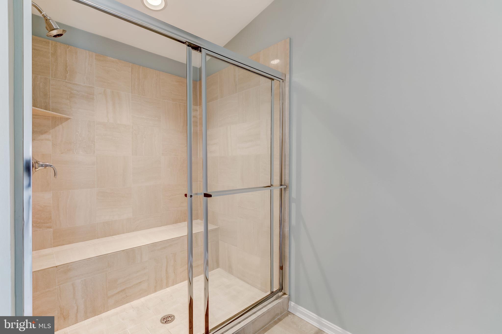 THE MOORINGS AT LIGHTHOUSE POINT - Residential