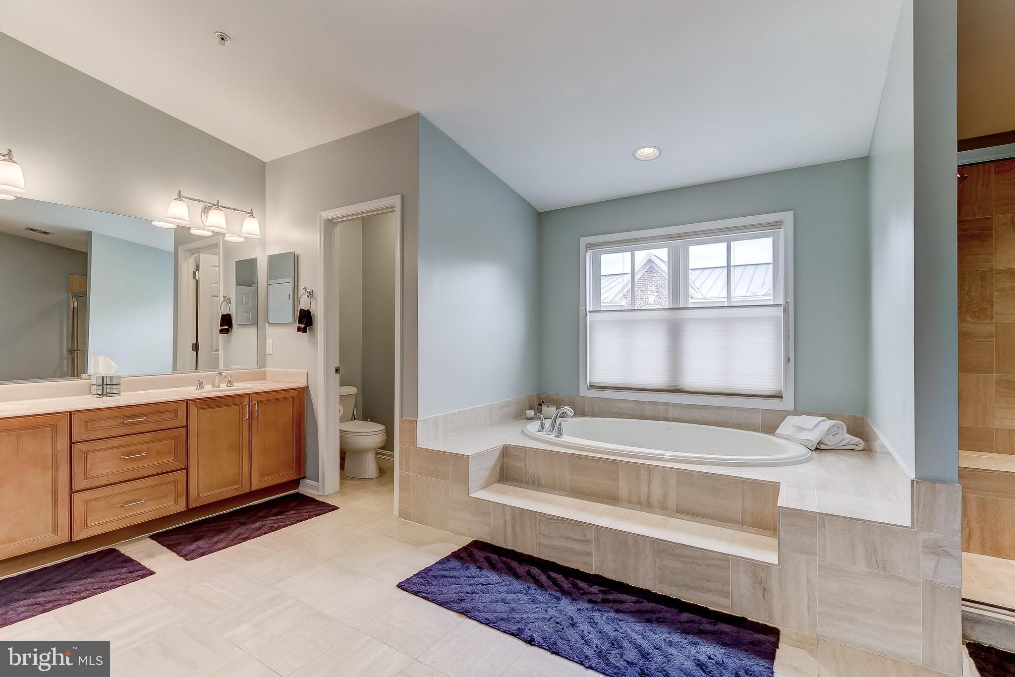 THE MOORINGS AT LIGHTHOUSE POINT - Residential