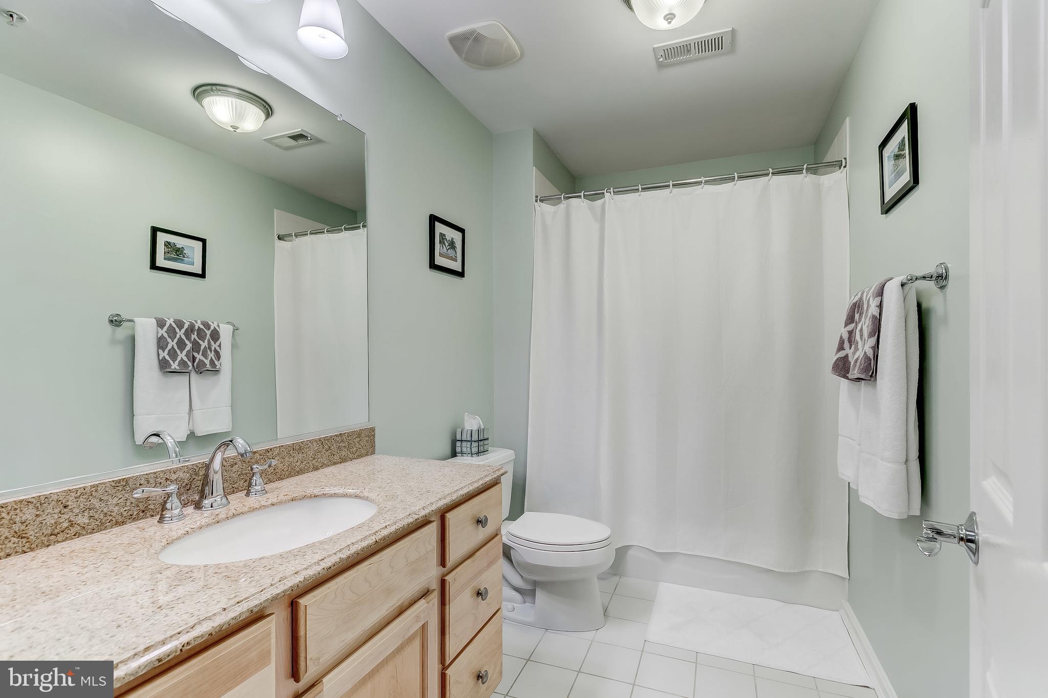 THE MOORINGS AT LIGHTHOUSE POINT - Residential