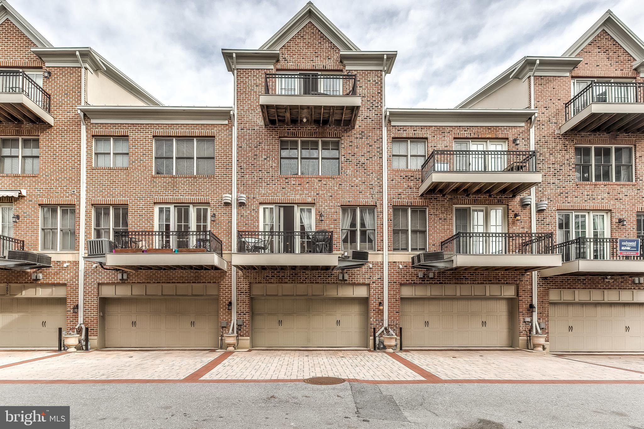 THE MOORINGS AT LIGHTHOUSE POINT - Residential