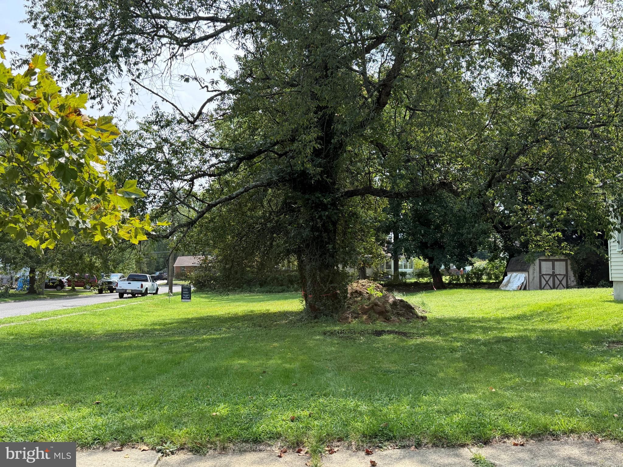 300 W WASHINGTON AVENUE