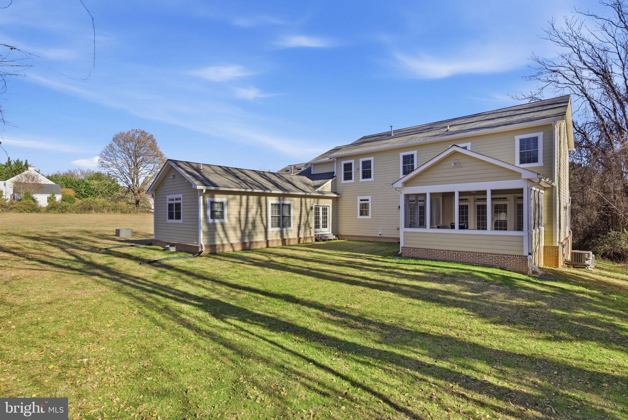 SPRING MEADOWS - Residential