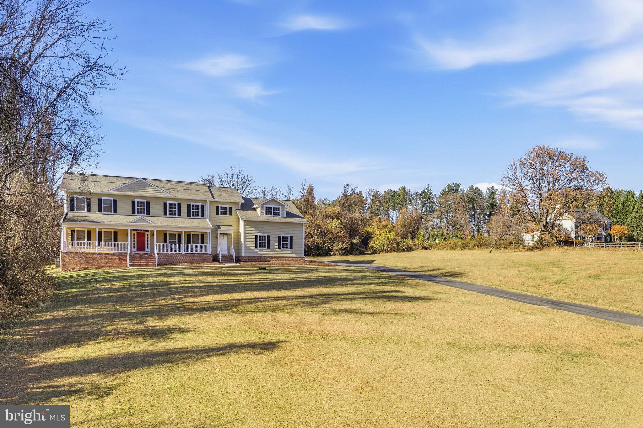 SPRING MEADOWS - Residential