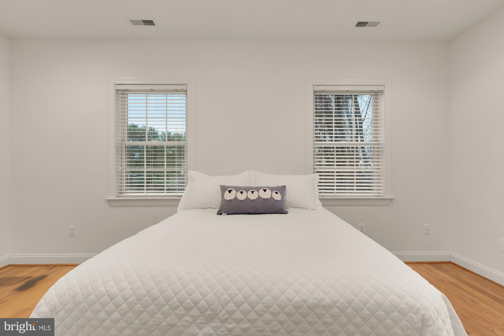 SPRING MEADOWS - Residential