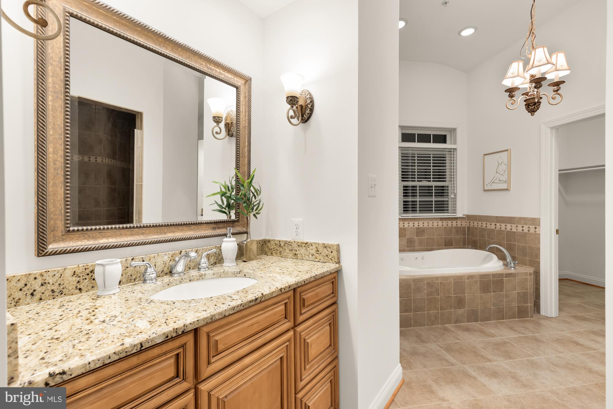 SPRING MEADOWS - Residential