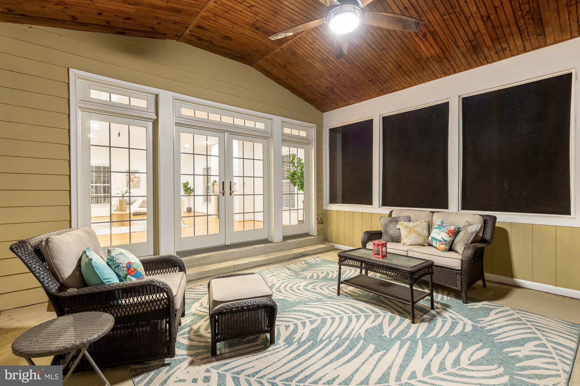 SPRING MEADOWS - Residential