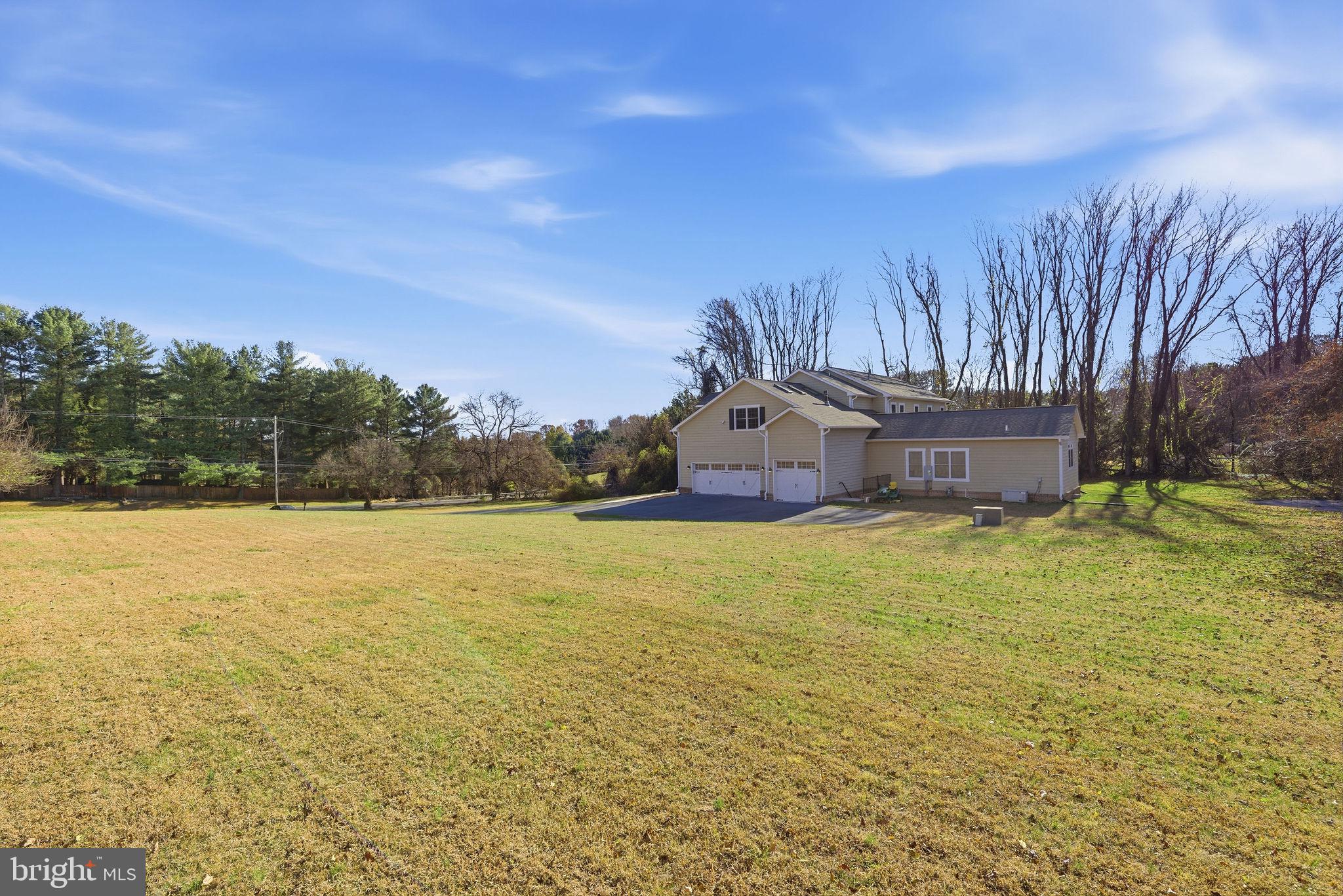SPRING MEADOWS - Residential