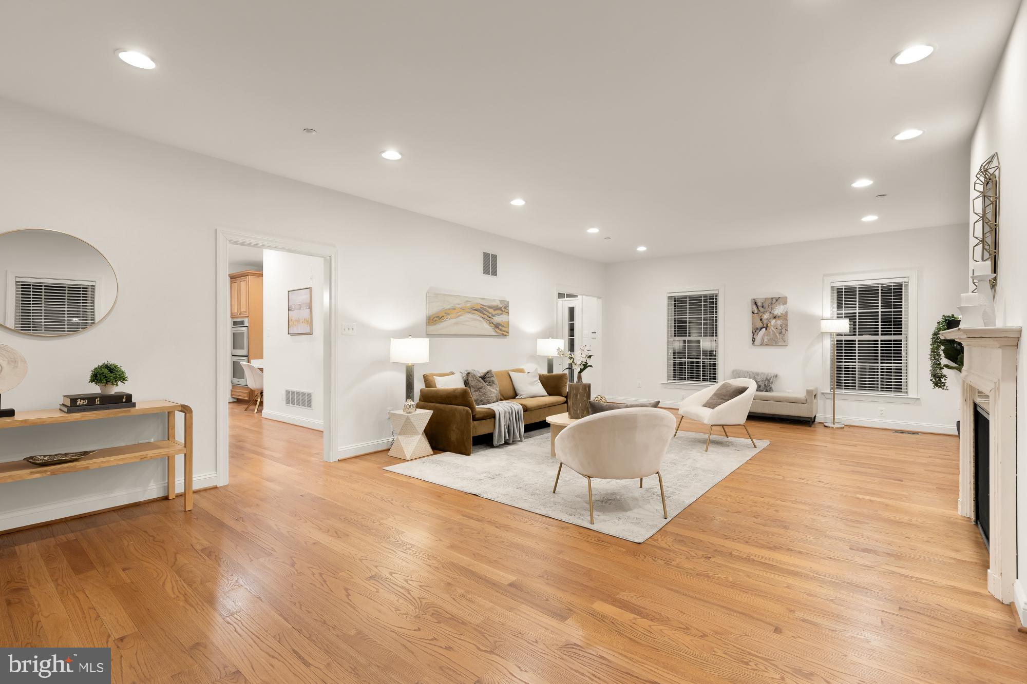 SPRING MEADOWS - Residential