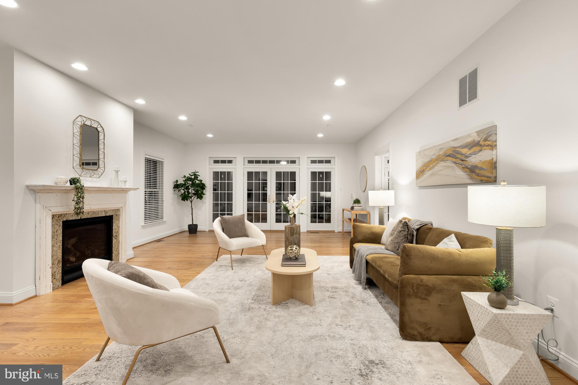 SPRING MEADOWS - Residential