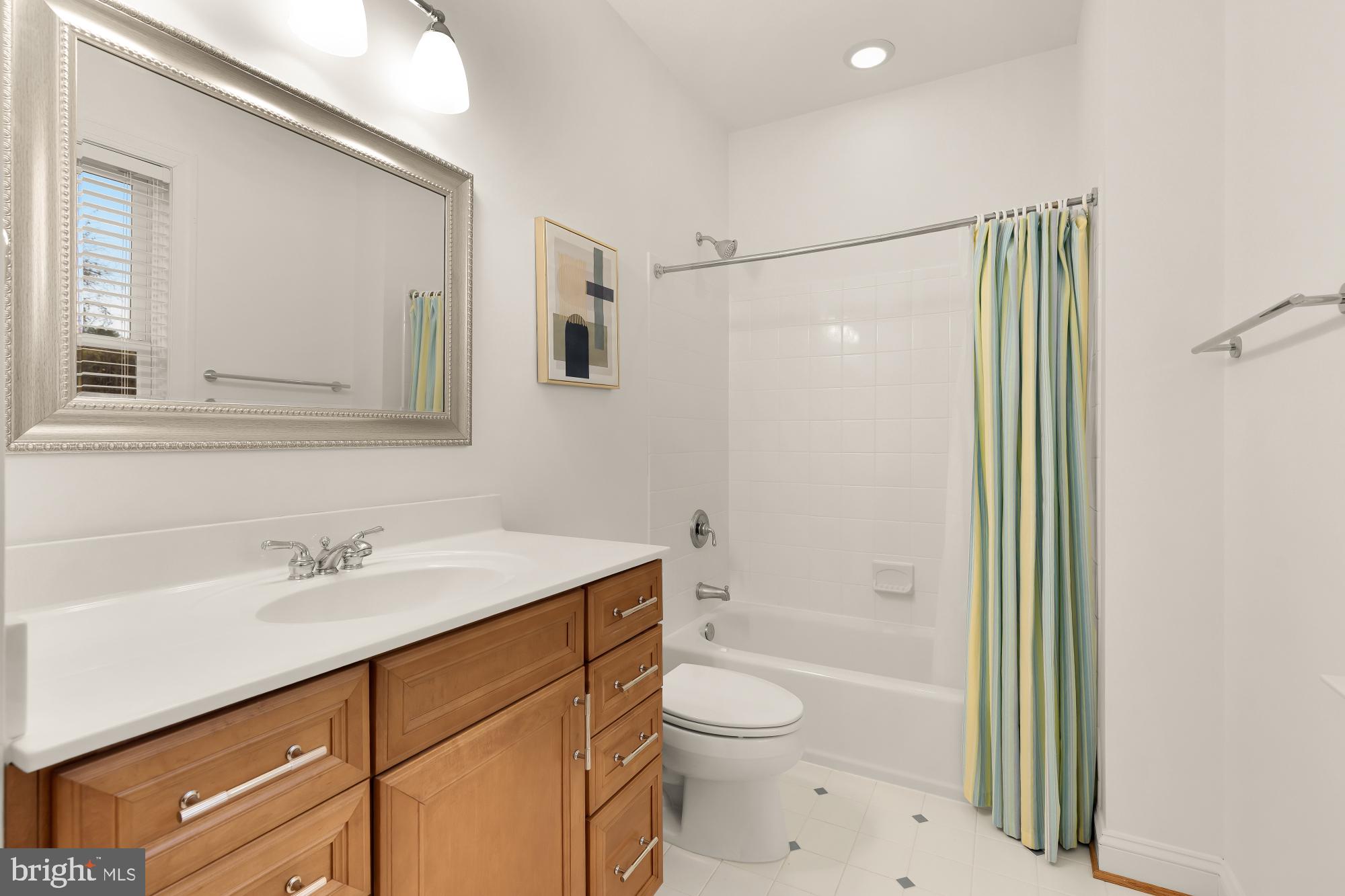 SPRING MEADOWS - Residential