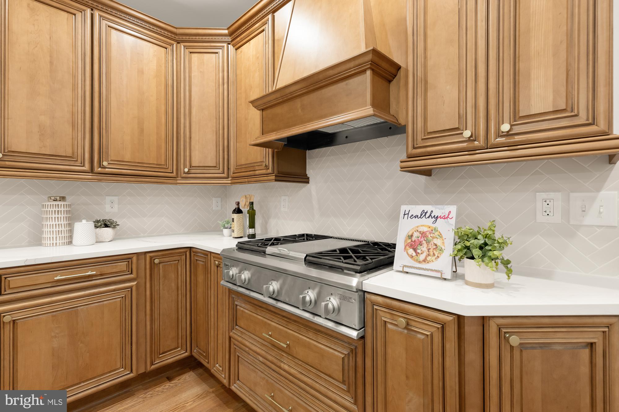 SPRING MEADOWS - Residential