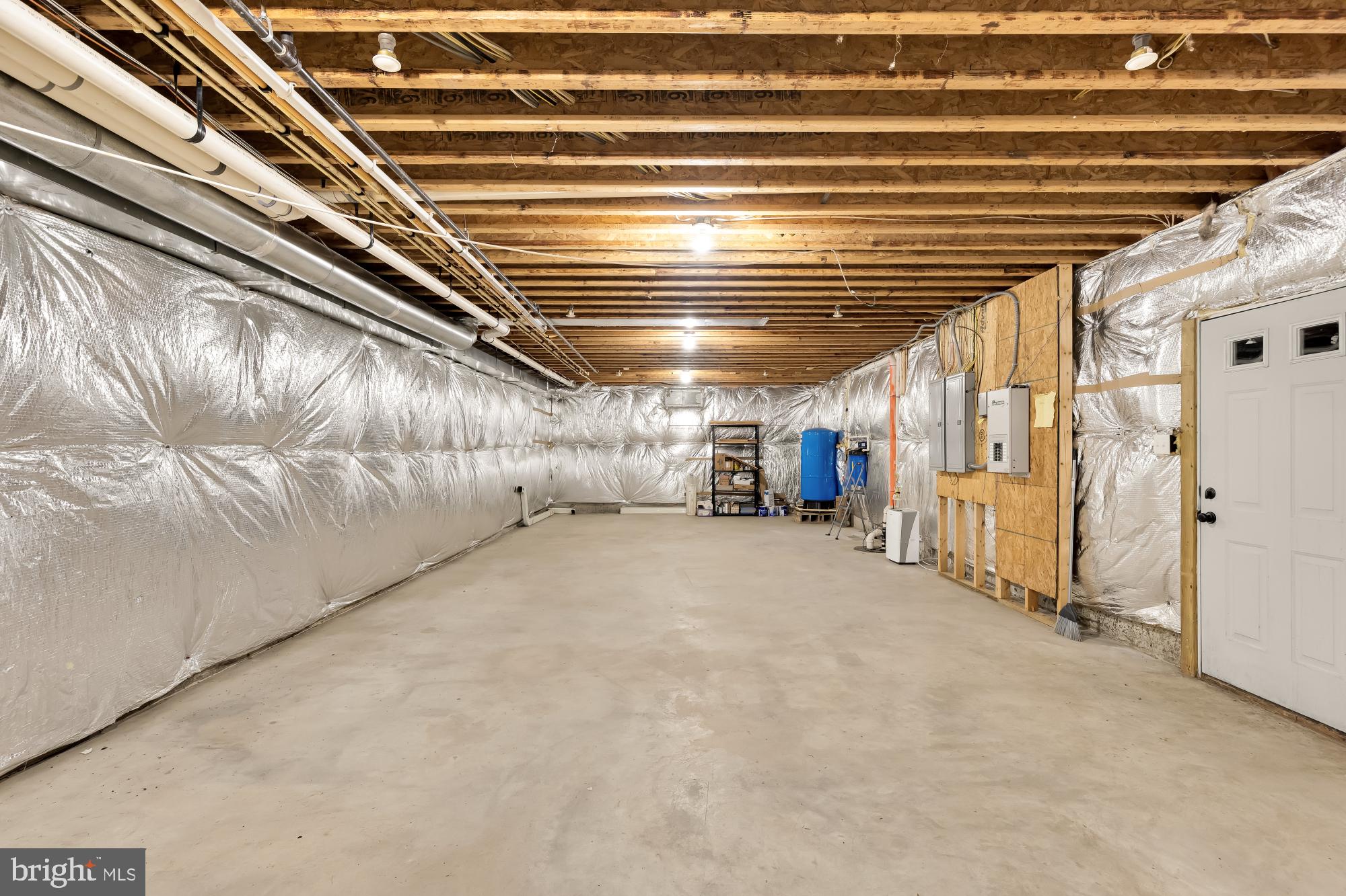 SPRING MEADOWS - Residential