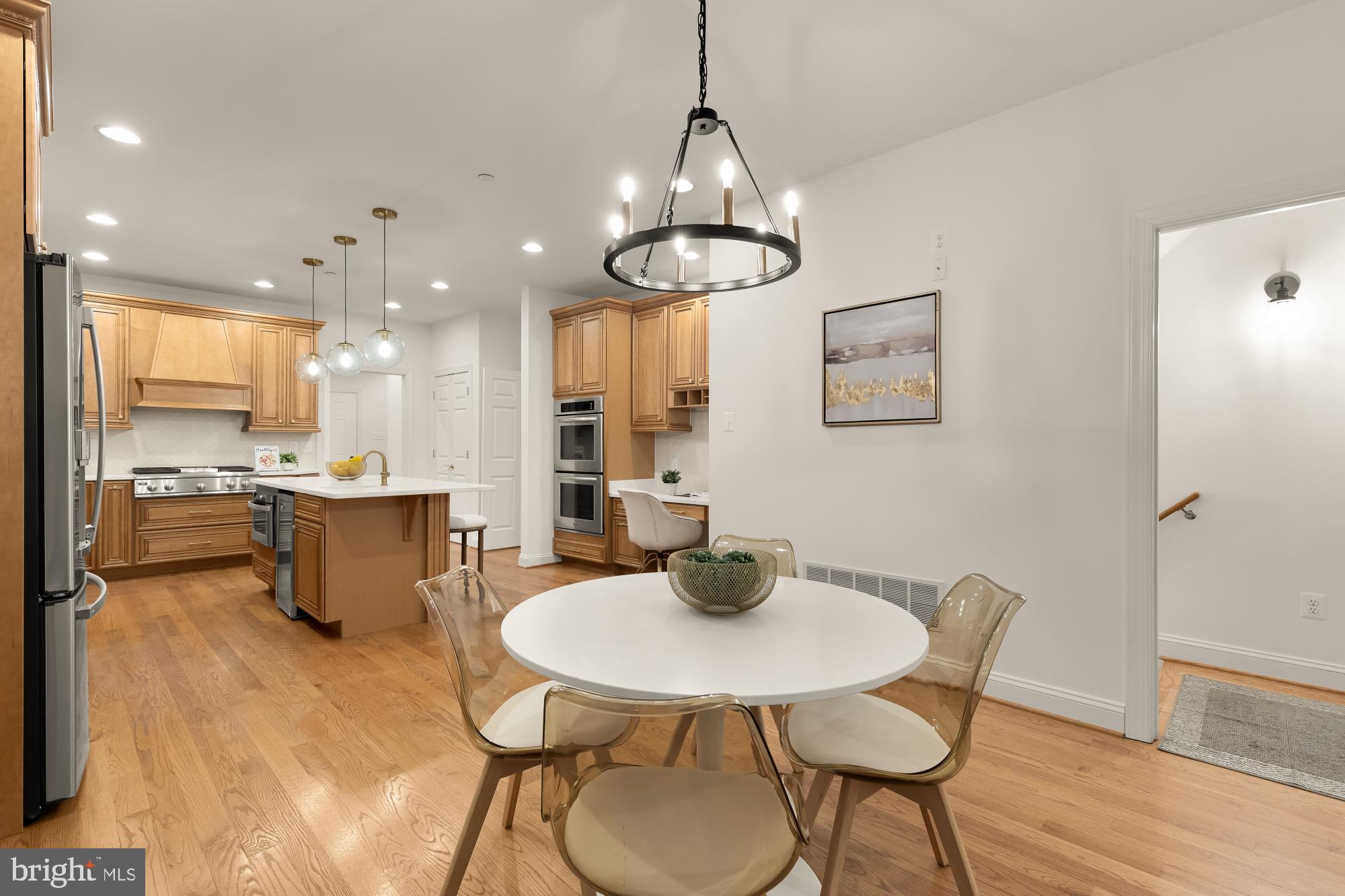 SPRING MEADOWS - Residential