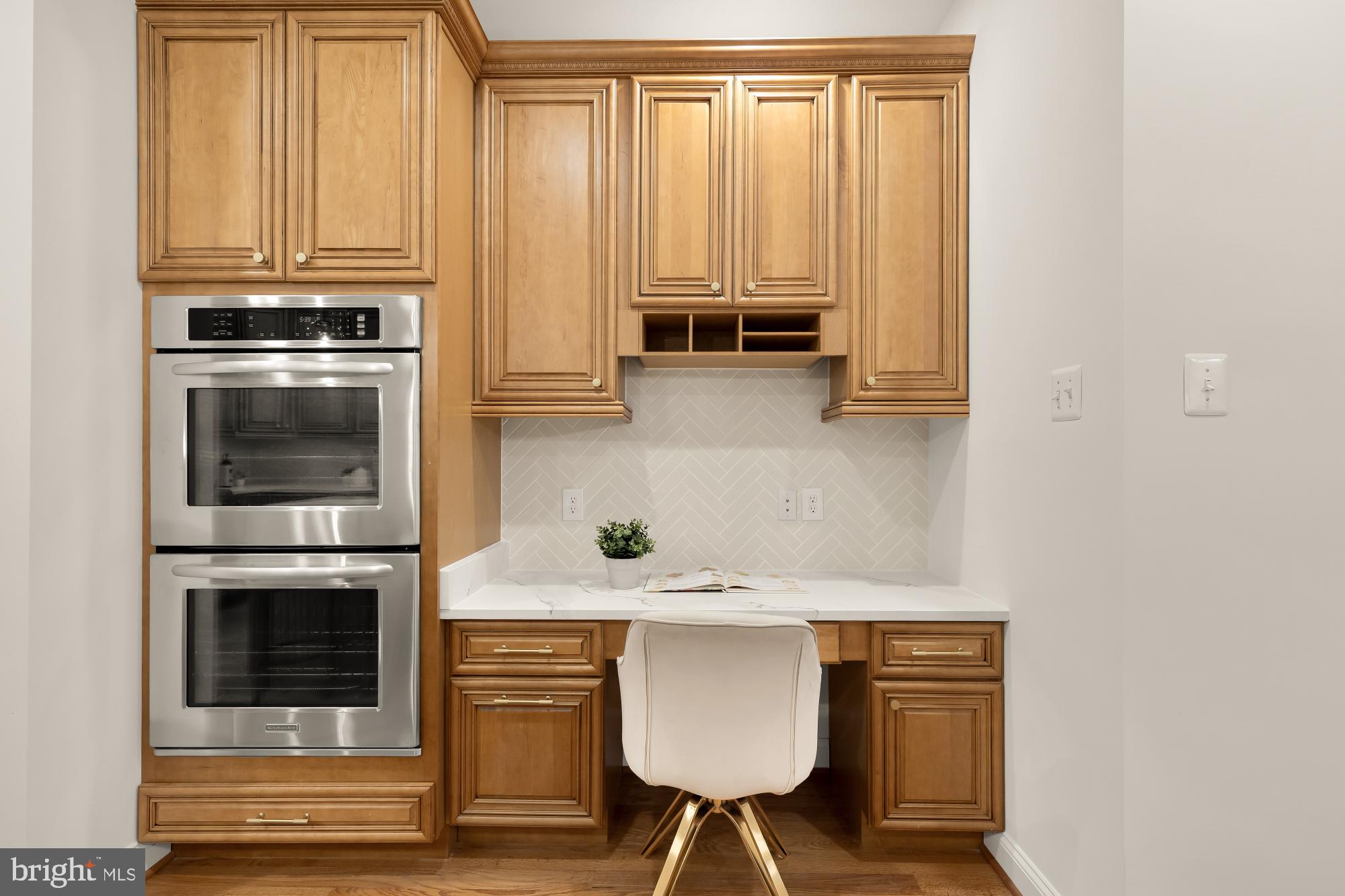 SPRING MEADOWS - Residential