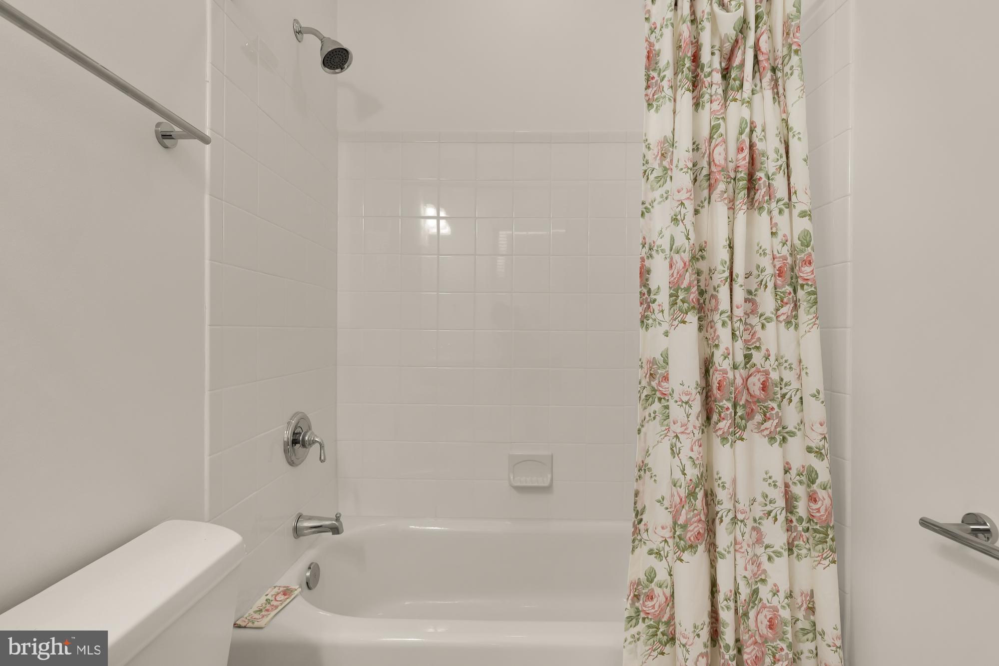 SPRING MEADOWS - Residential