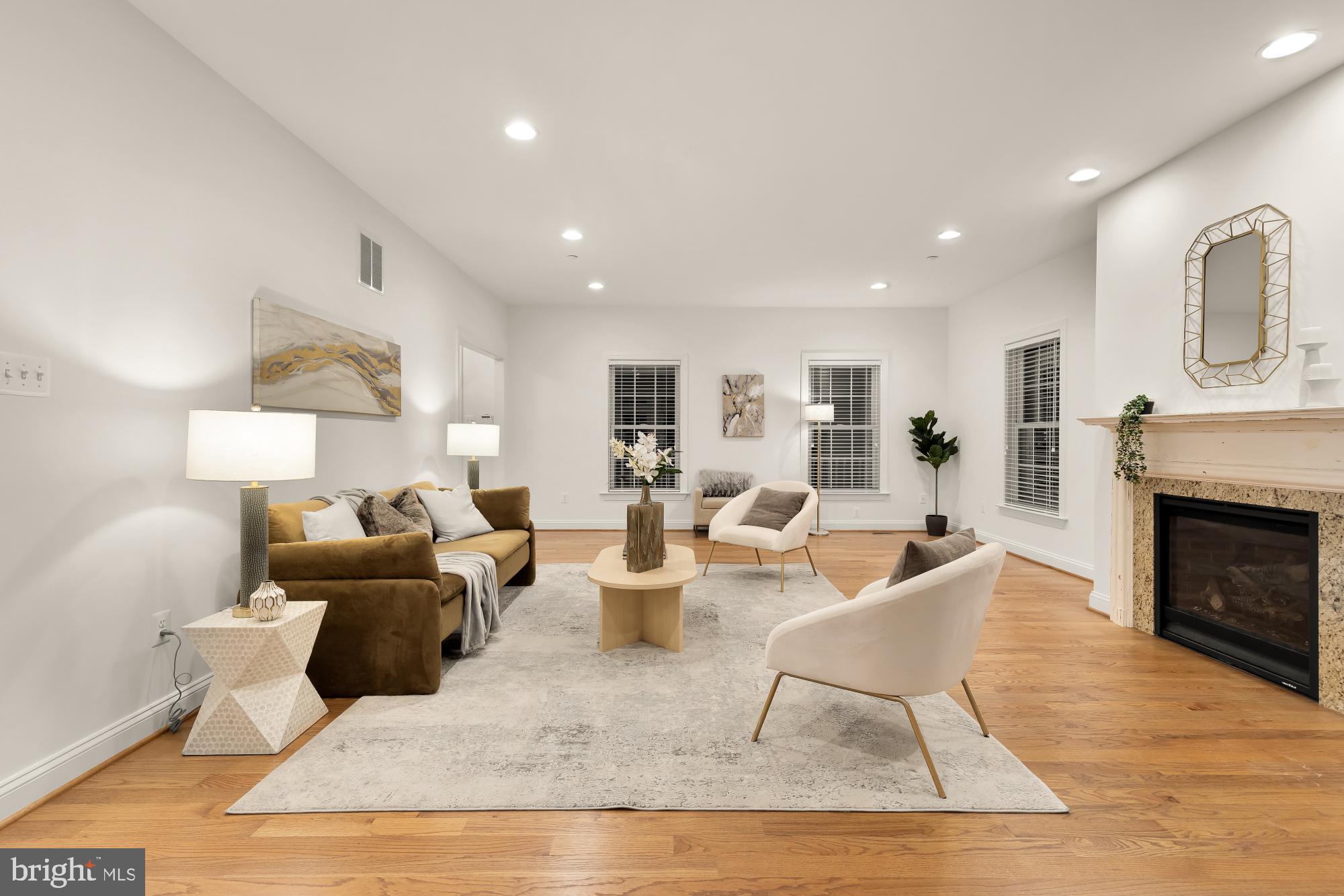 SPRING MEADOWS - Residential