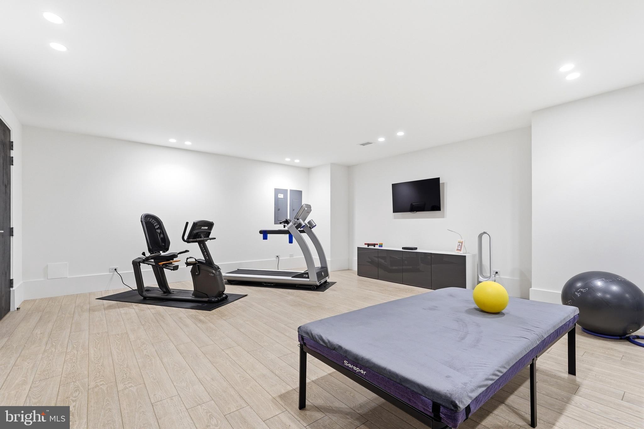 GRANT AT WILLOWSFORD - Residential