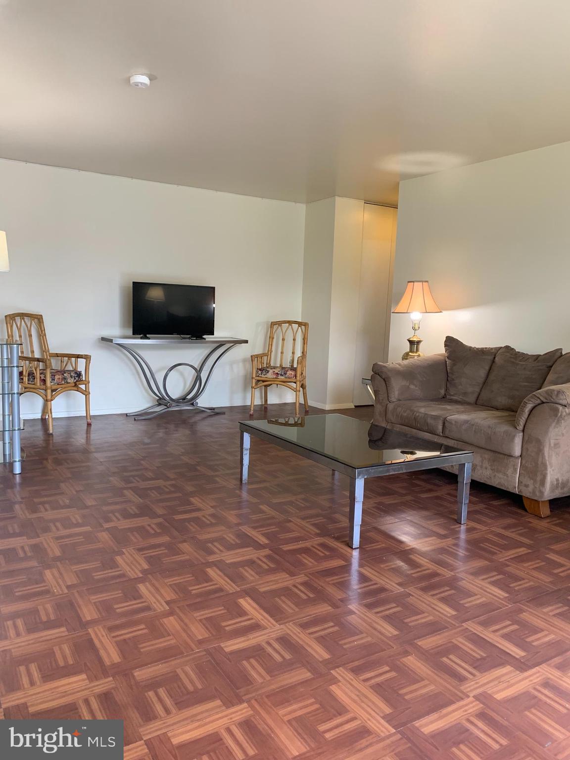 BARCROFT HILLS - Residential