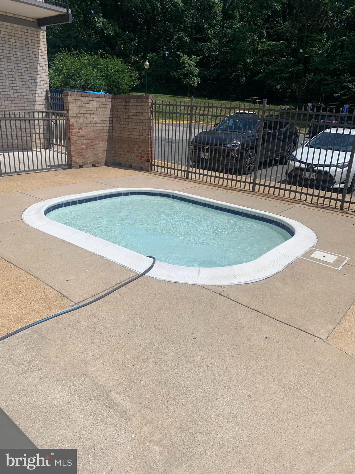 BARCROFT HILLS - Residential