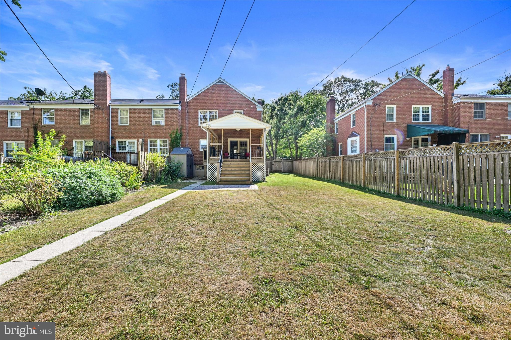 LOCH RAVEN MANOR - Residential