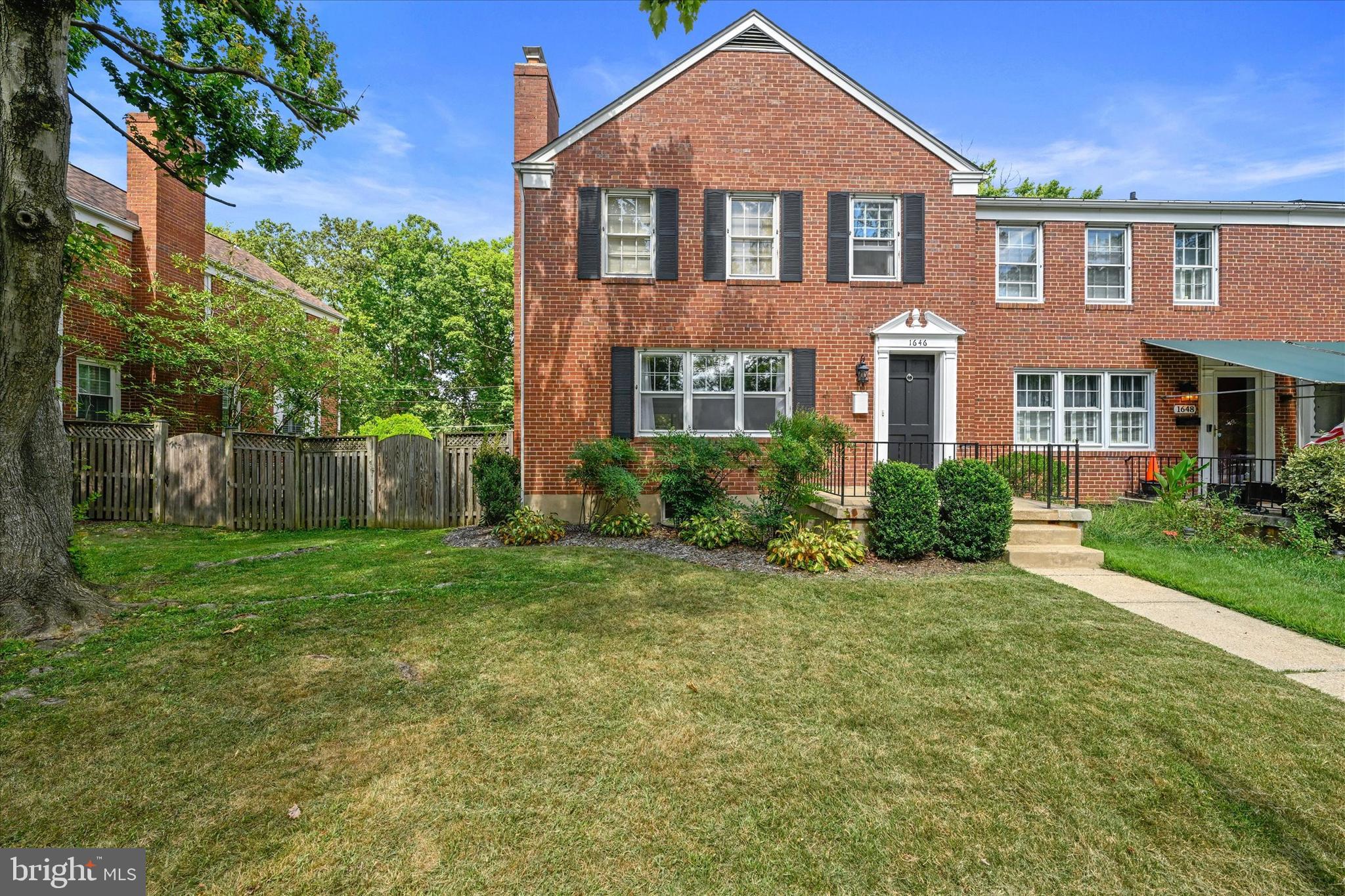 LOCH RAVEN MANOR - Residential