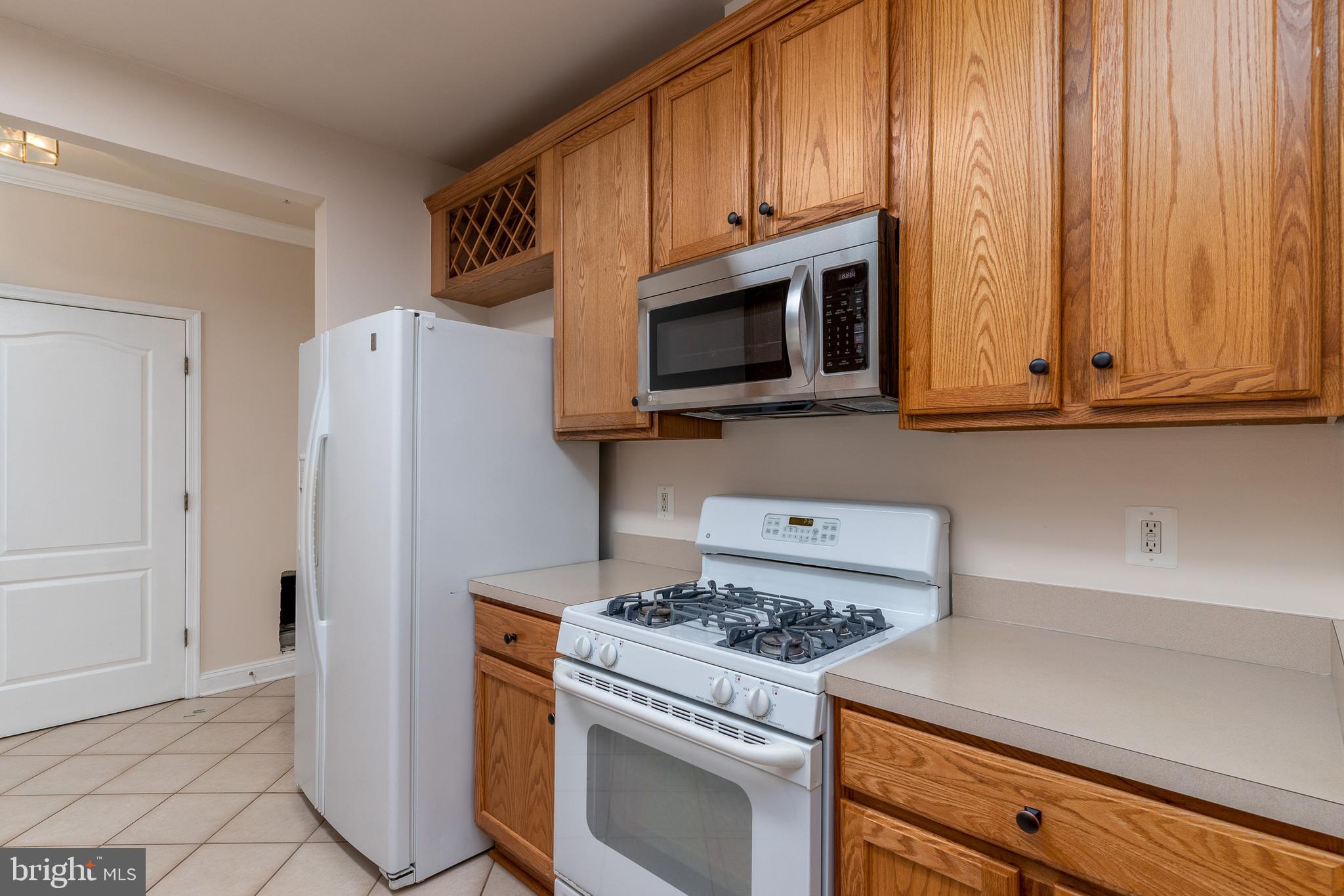 5900 WHALE BOAT DRIVE 204