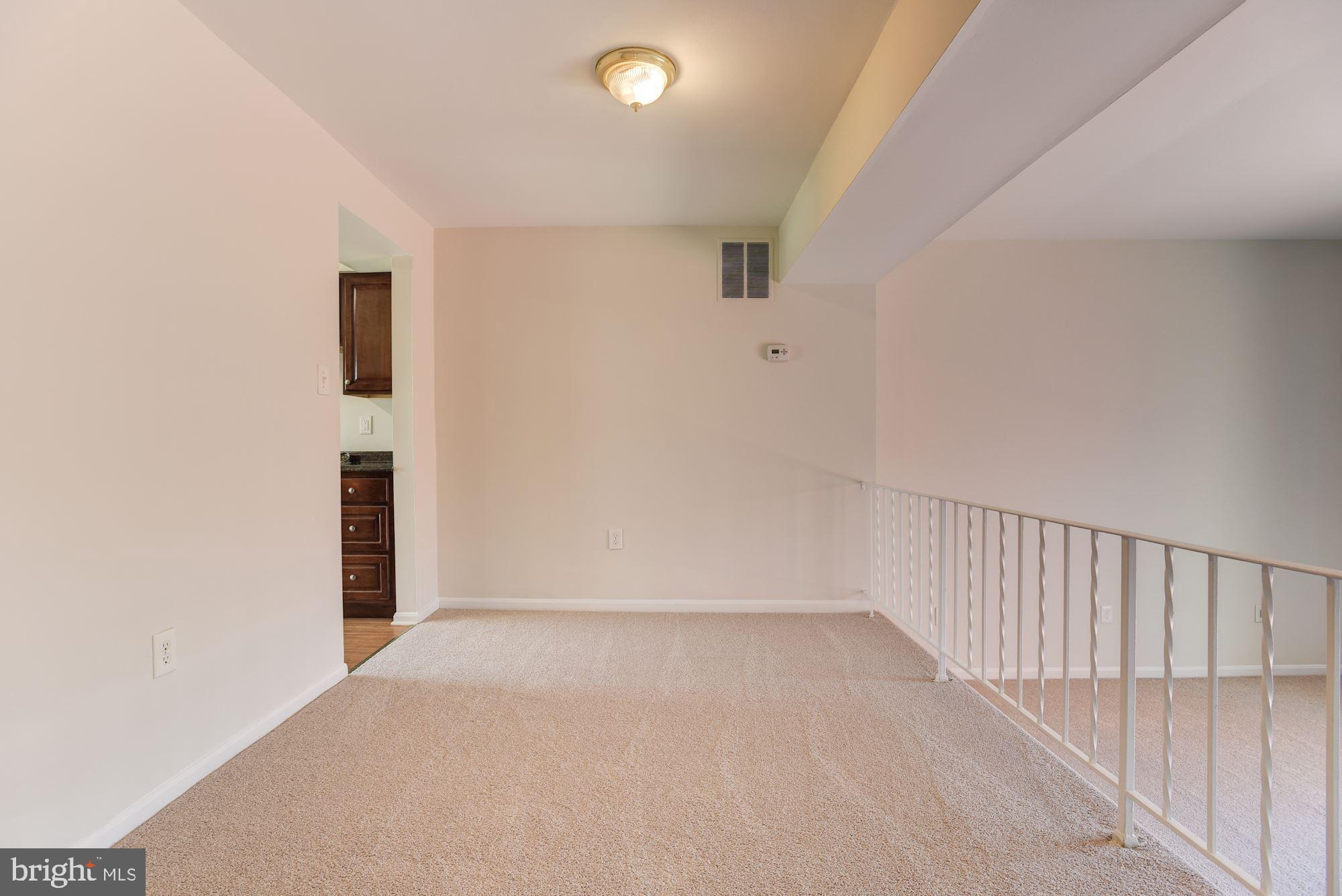 STRATHMORE - Residential