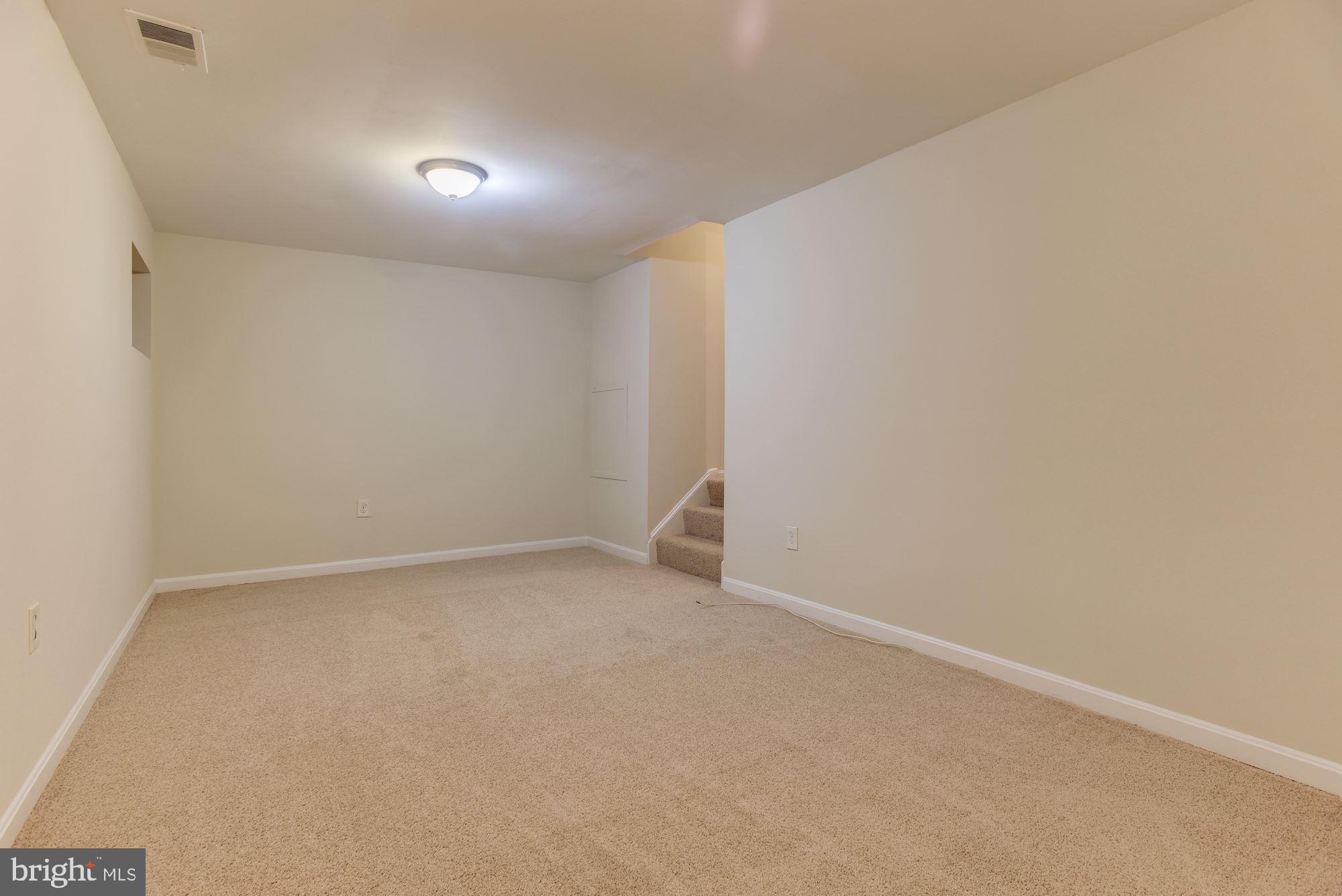 STRATHMORE - Residential