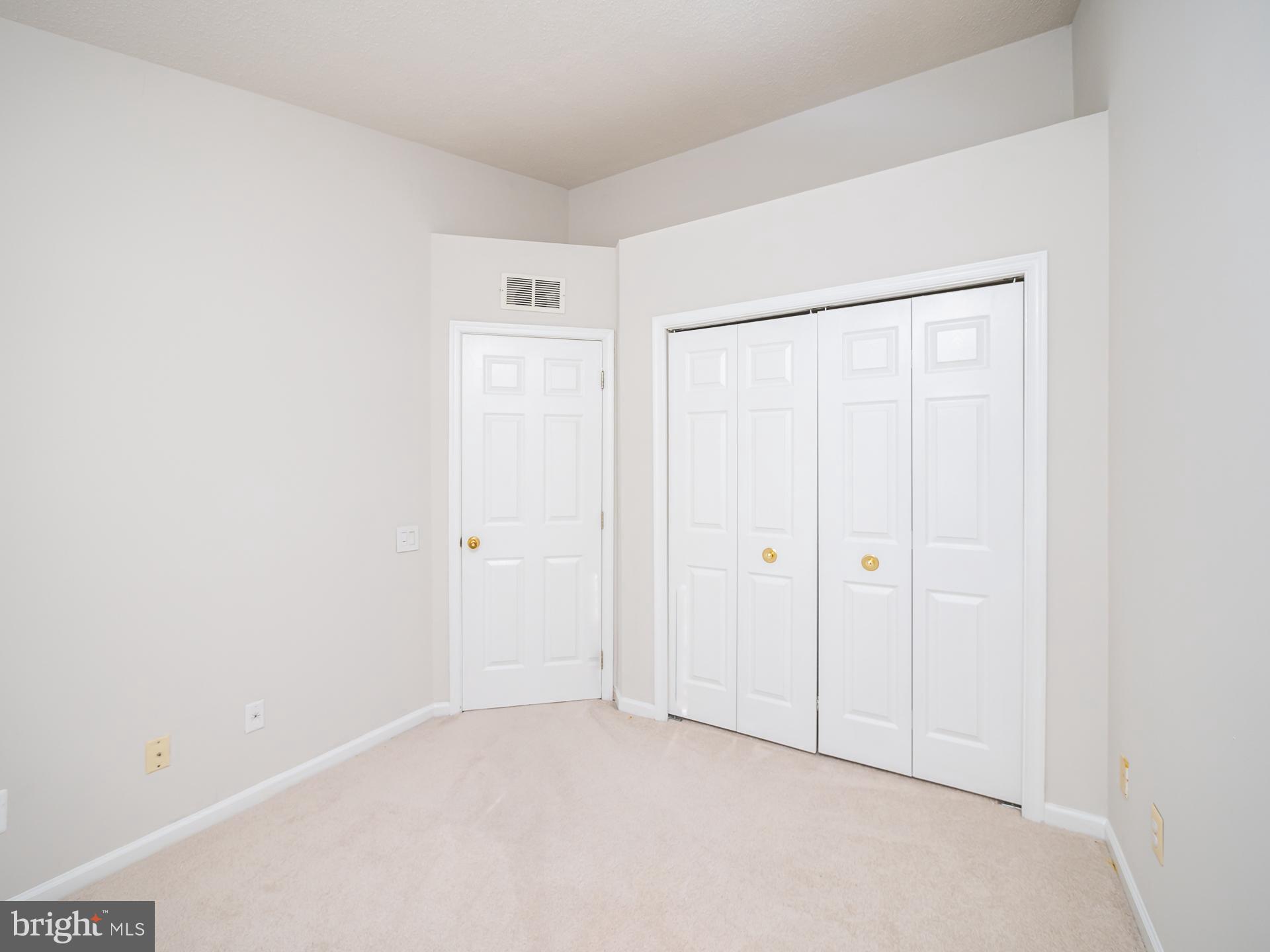 BULL RUN CONDO - Residential Lease