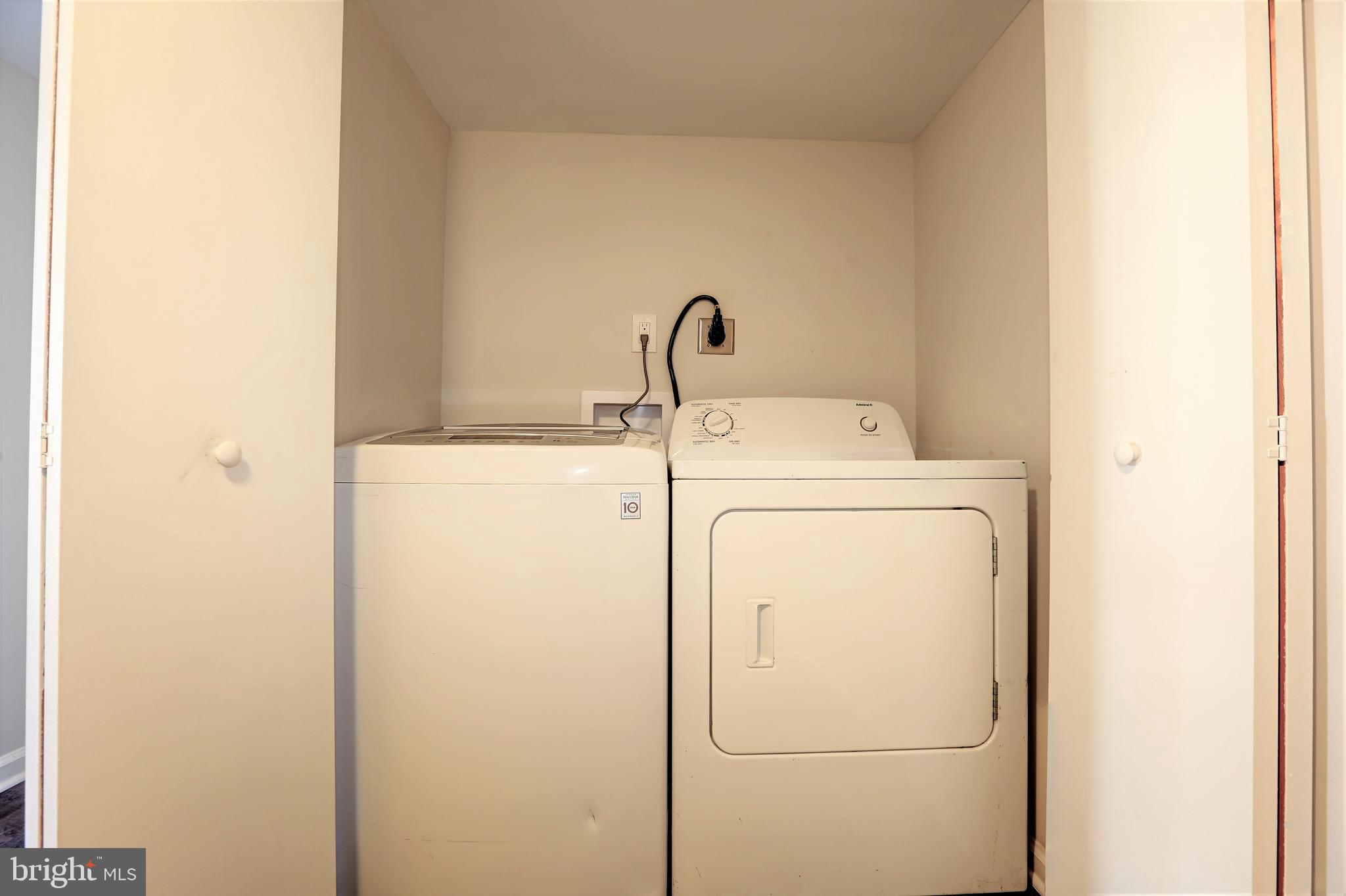 GLENARDEN WOODS - Residential