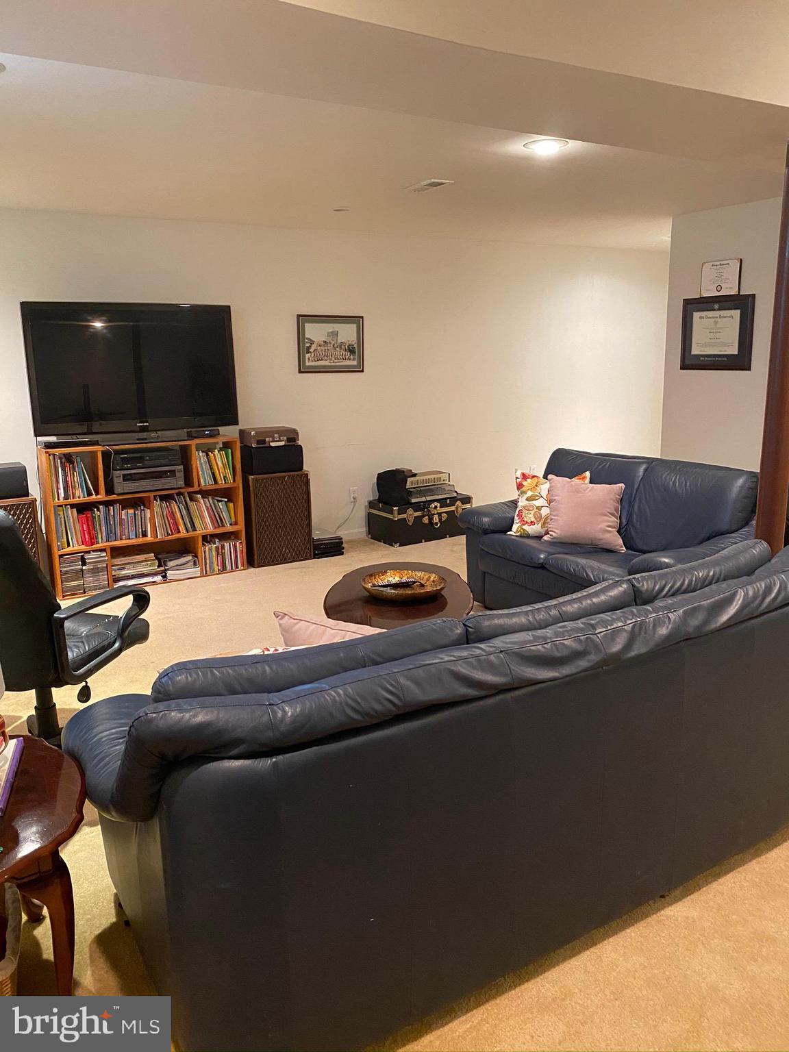 FIRWOOD MANOR - Residential