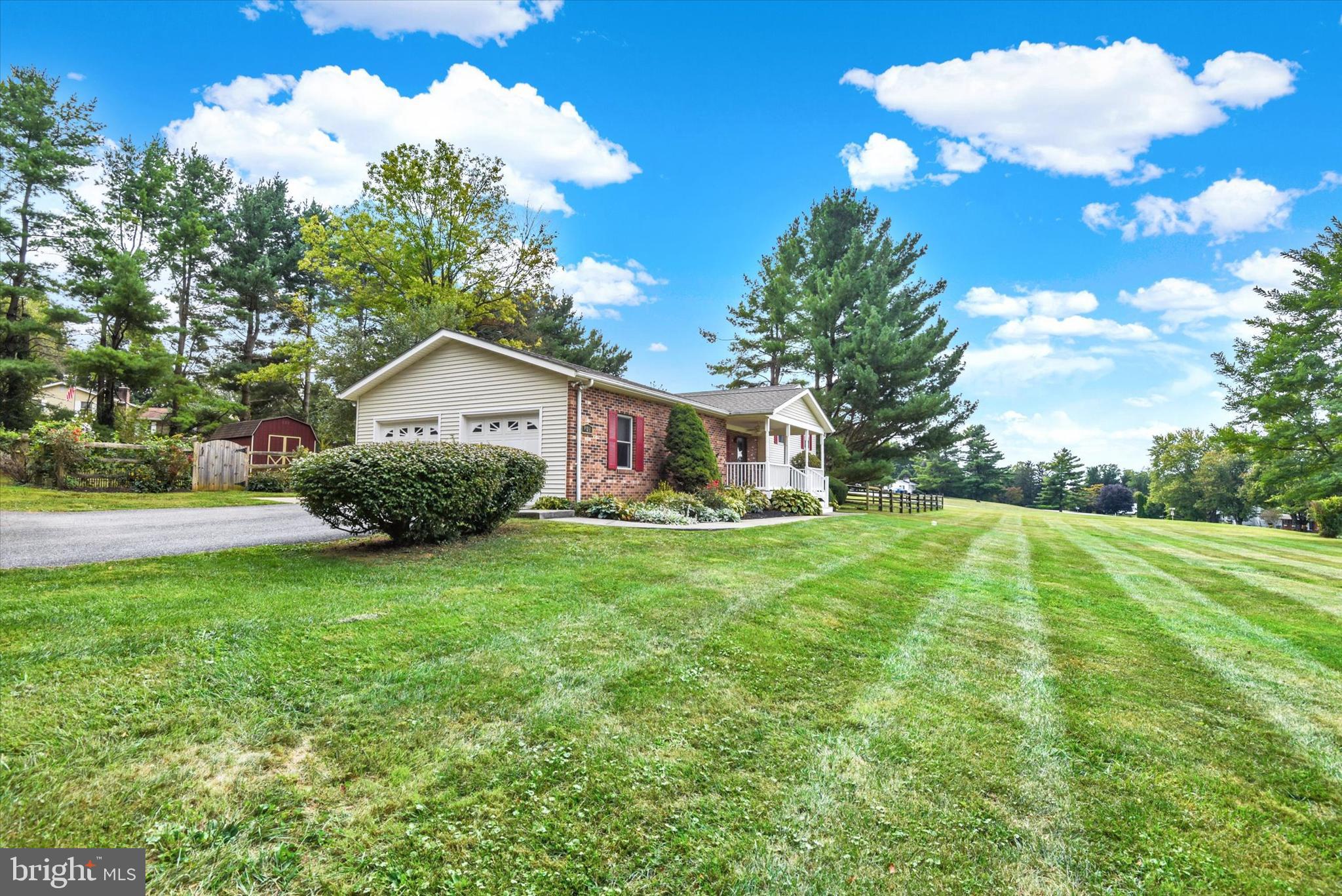 809 LUCABAUGH MILL ROAD