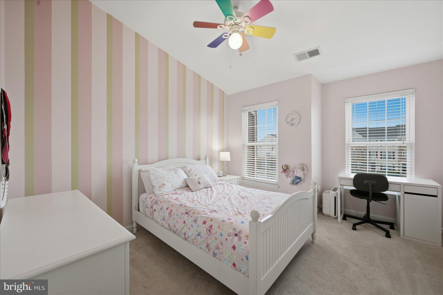 SOUTH RIDING - Residential