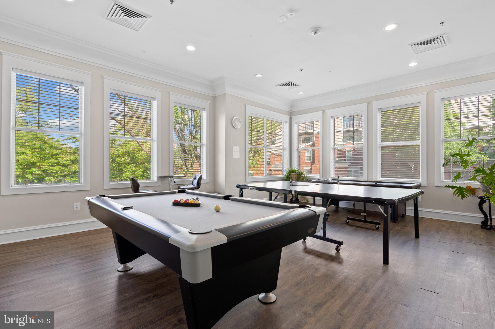 LILLIAN COURT AT TYSONS 11 - Residential