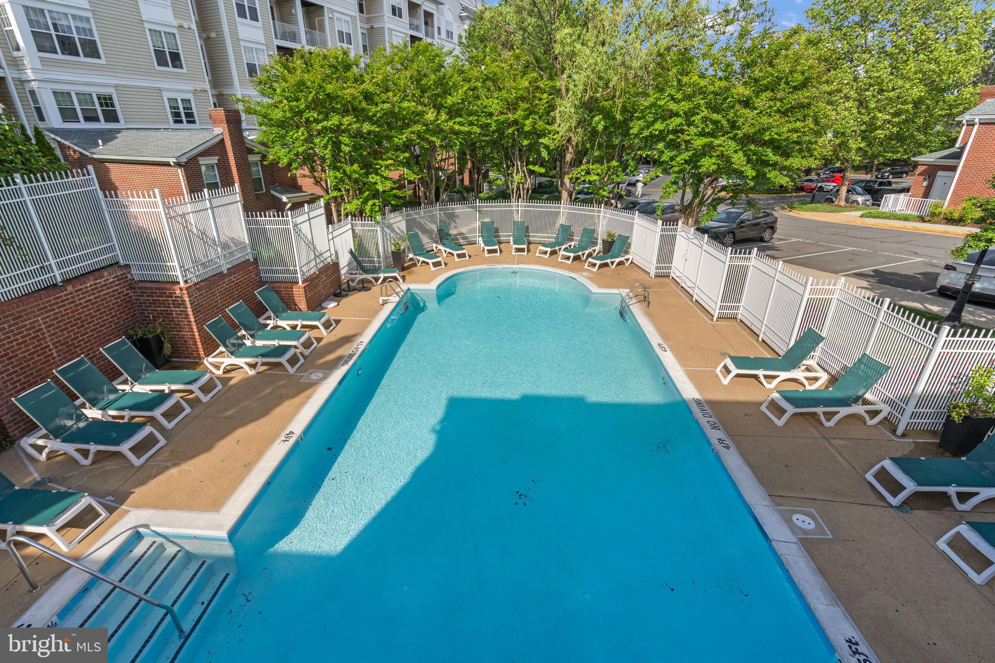 LILLIAN COURT AT TYSONS 11 - Residential