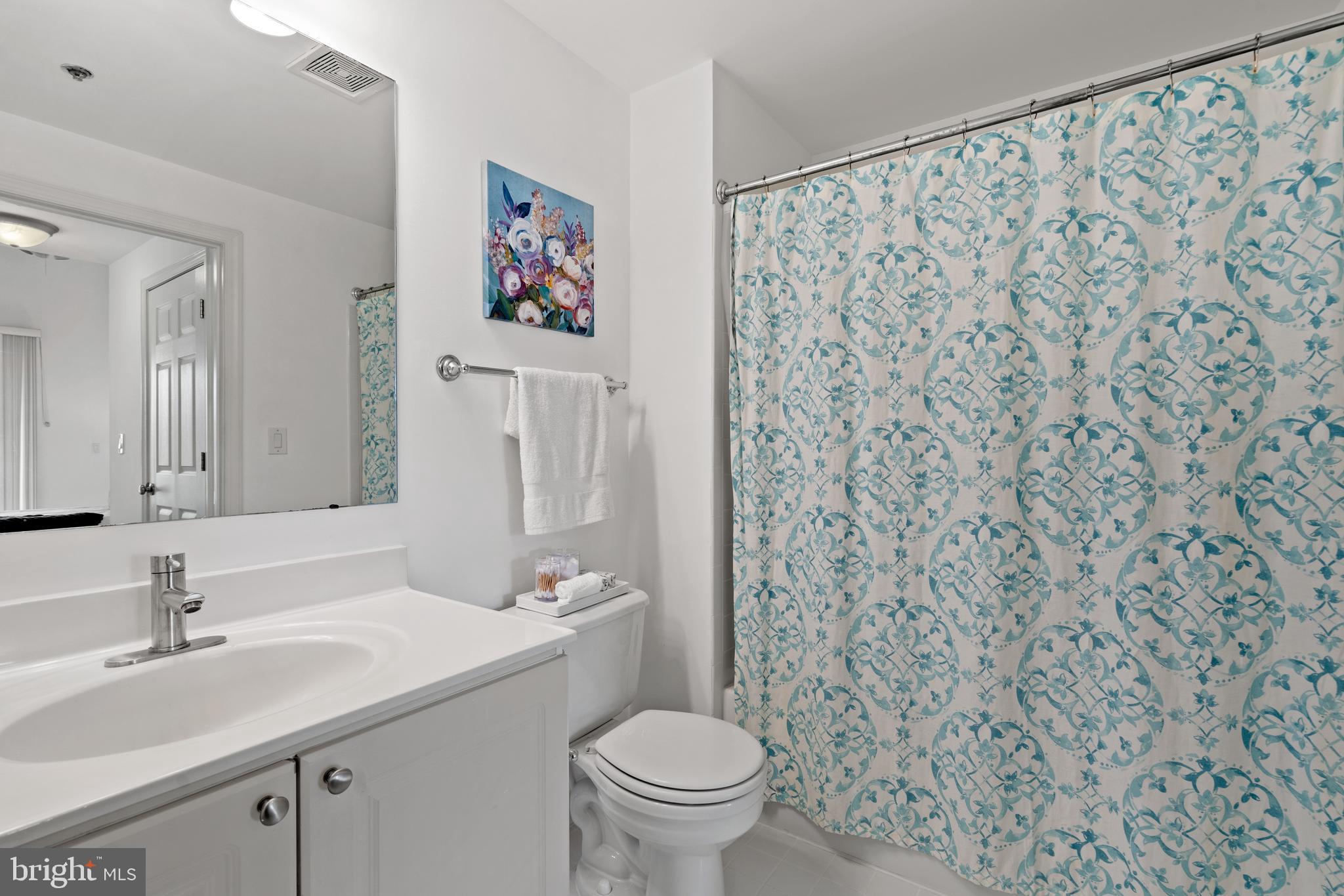 LILLIAN COURT AT TYSONS 11 - Residential