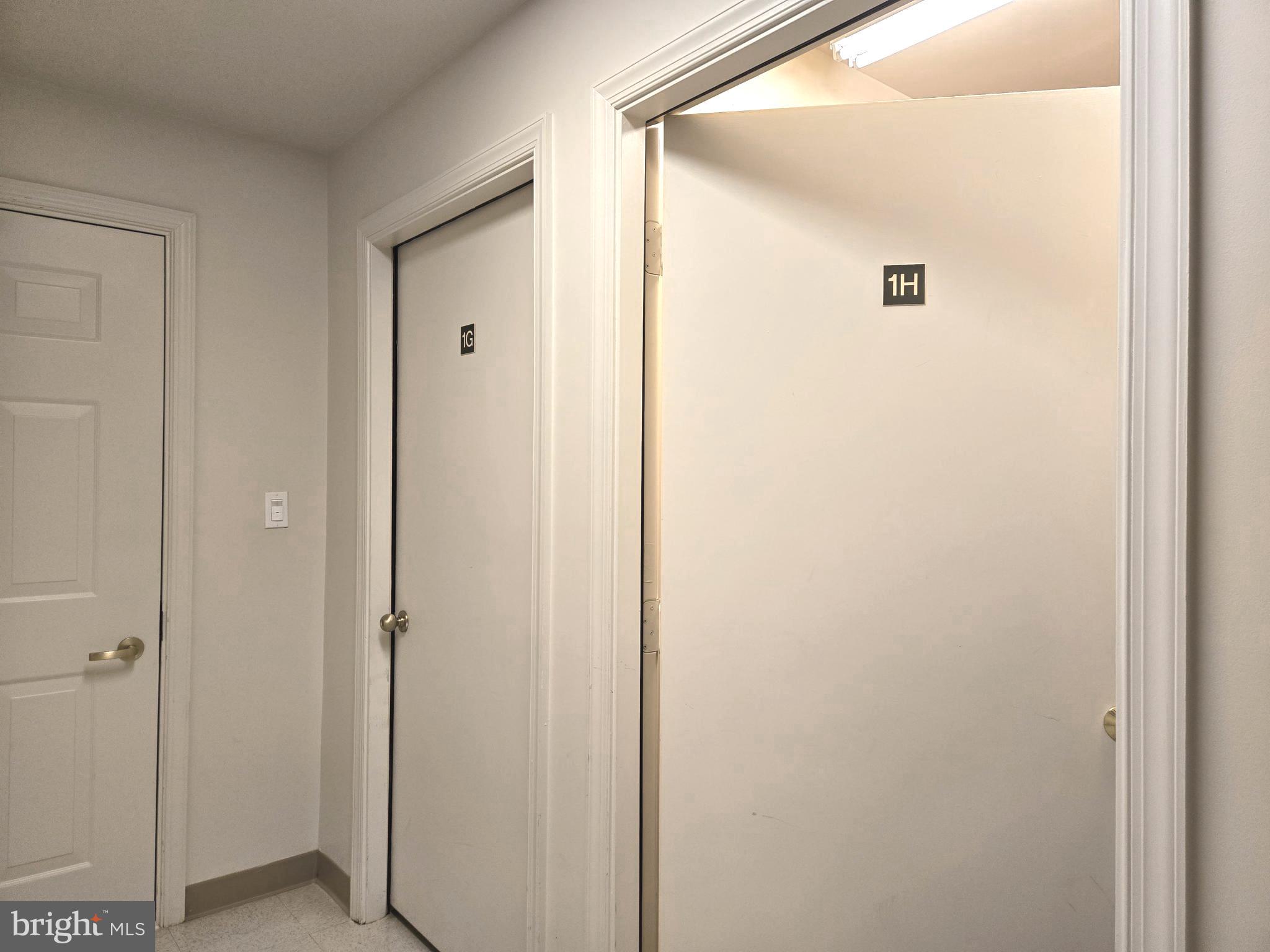 LILLIAN COURT AT TYSONS 11 - Residential