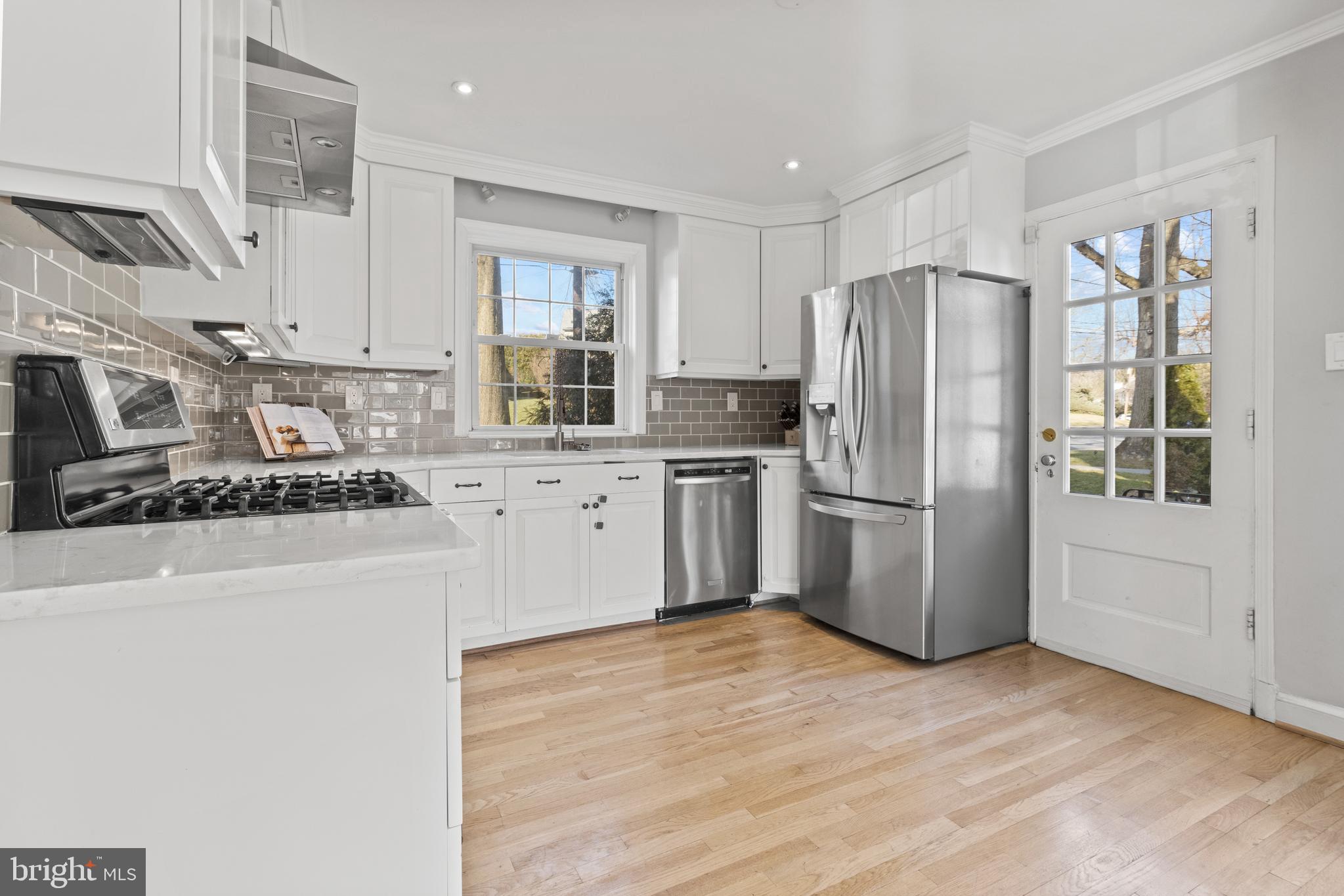 CHEVY CHASE - Residential